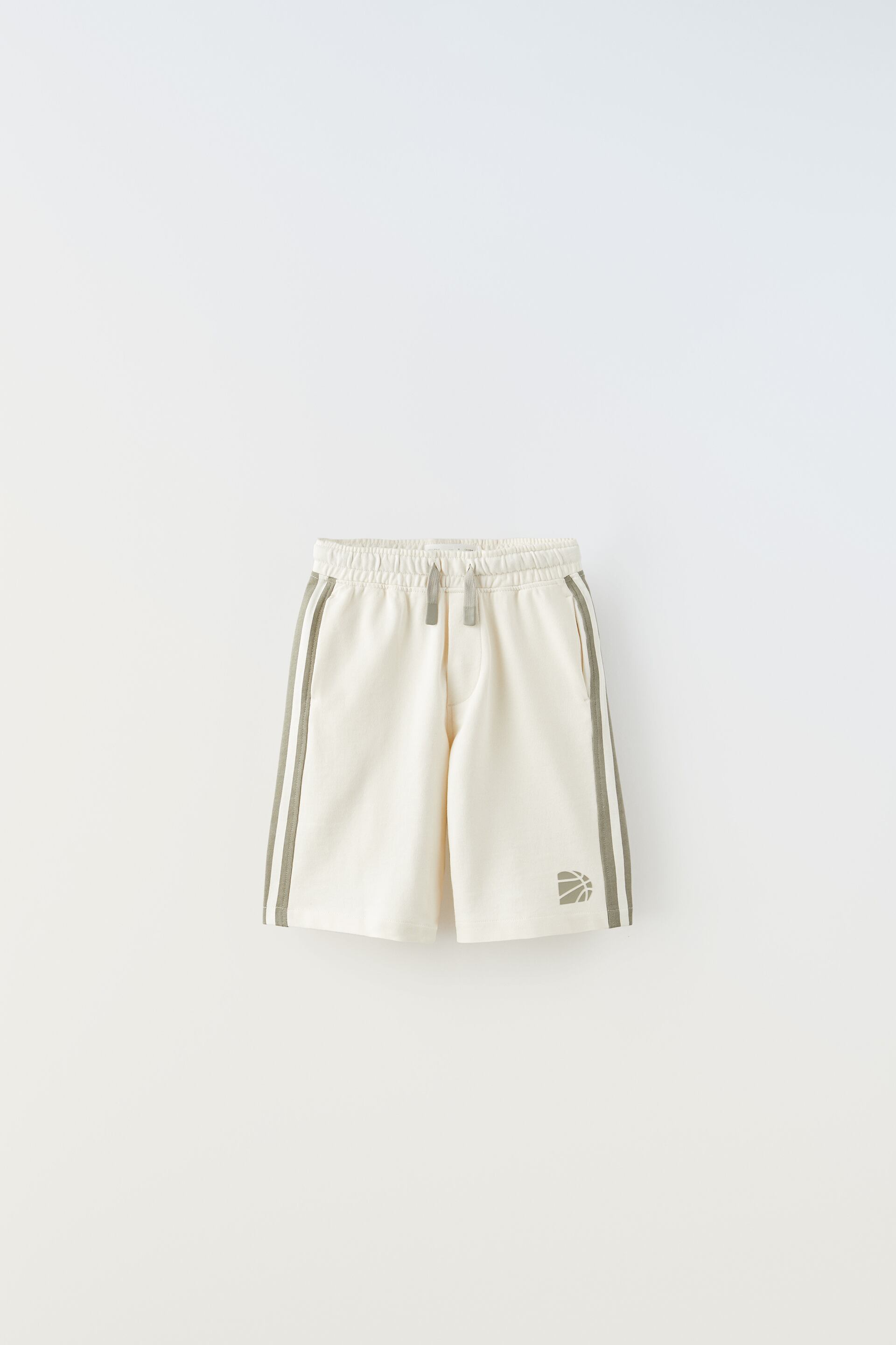 shorts-i-plys-med-sidestriber-r-hvid-zara-danmark