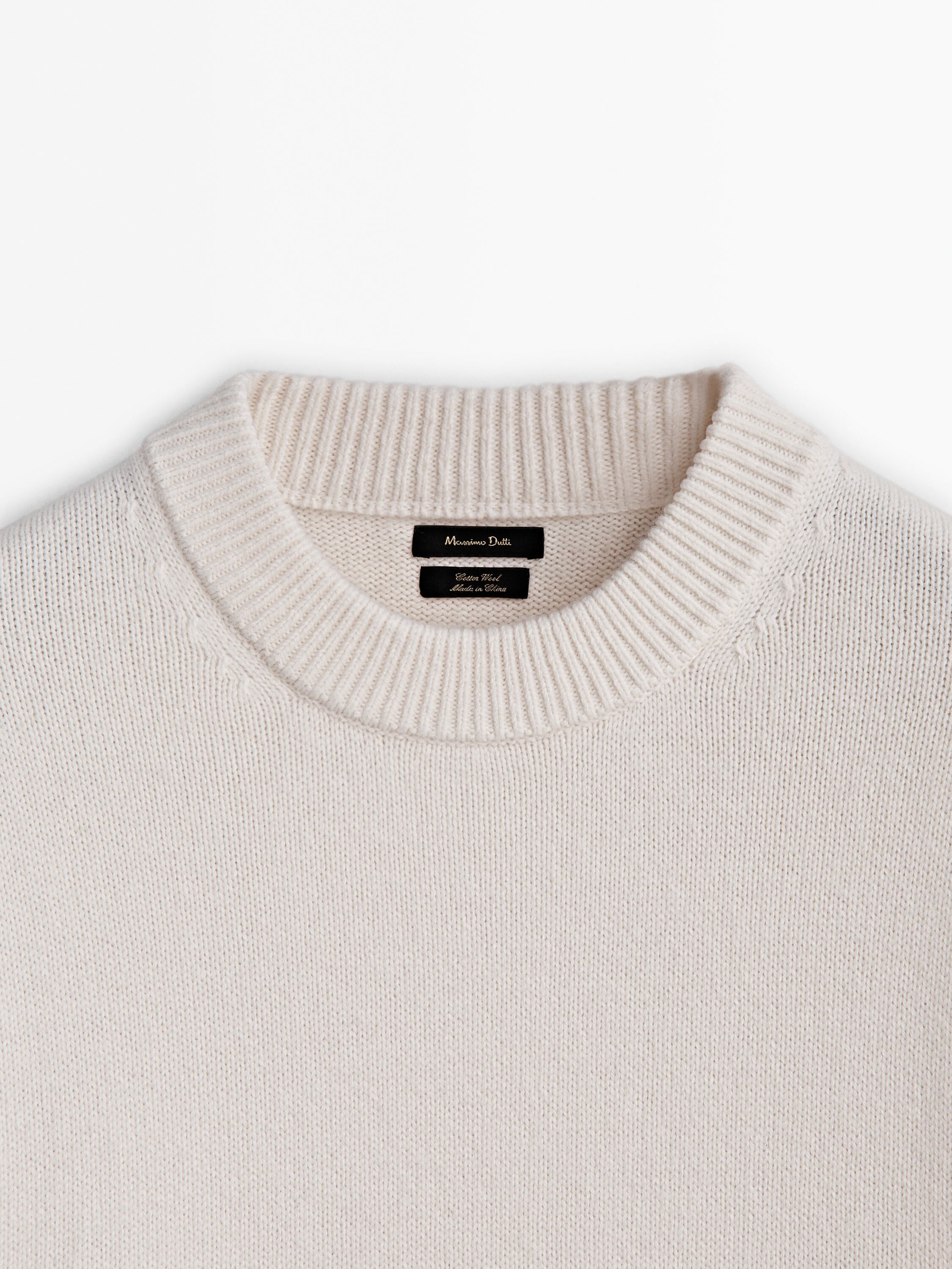 Knit crew neck boxy-fit sweater