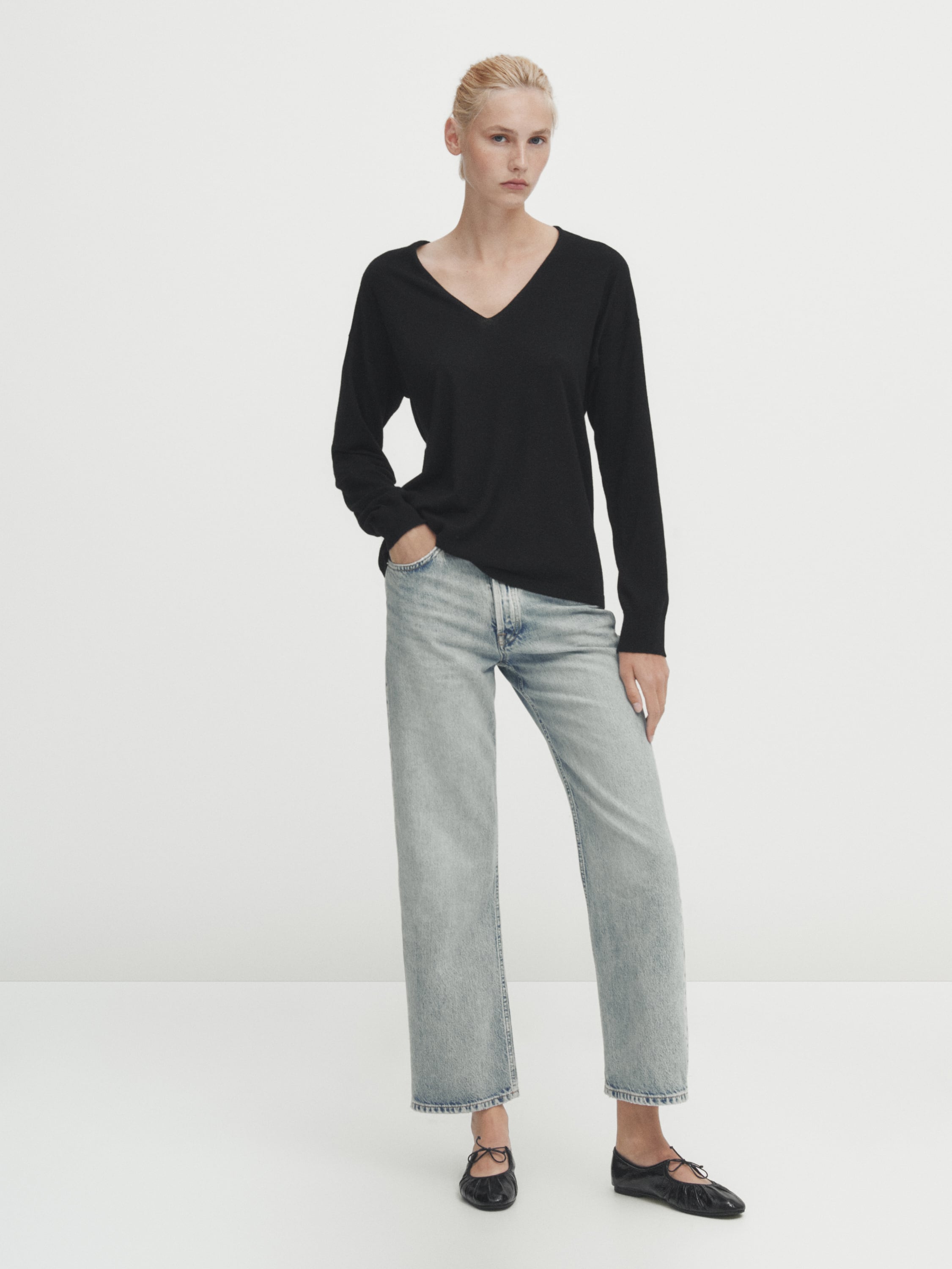 Wool and cashmere V-neck sweater