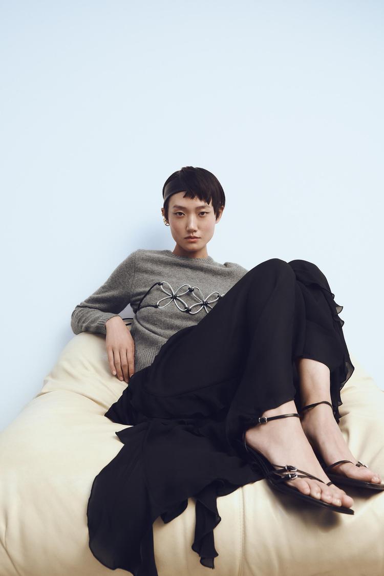 LEATHER STRAPPY SANDALS WITH BUCKLES