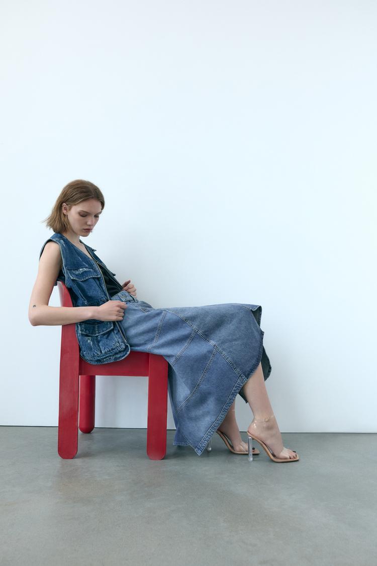 VINYL HEELED SANDALS