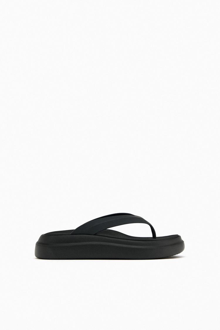 FLATFORM SANDALS