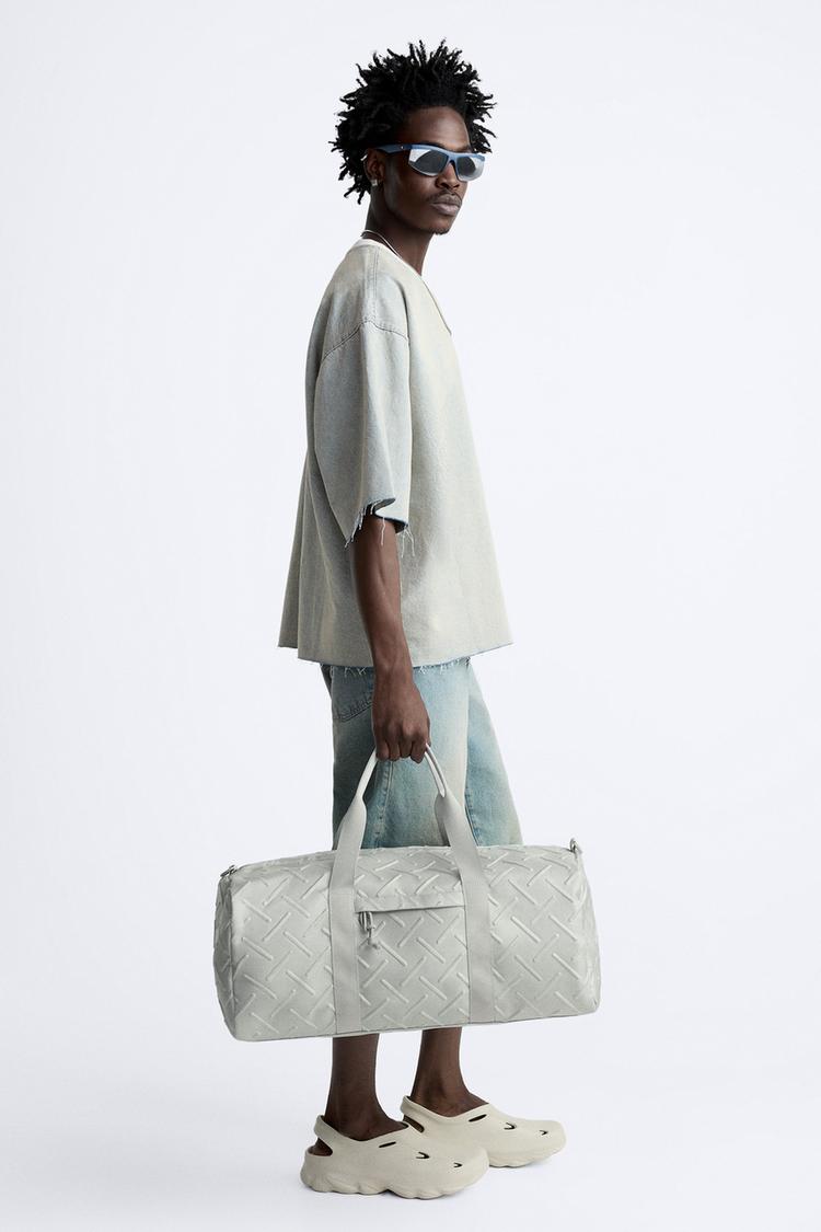 EMBOSSED BOWLING BAG