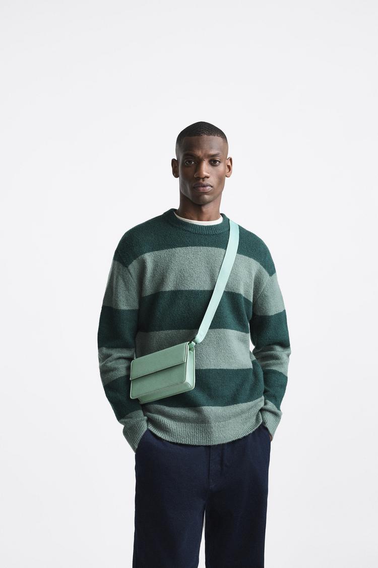 CROSSBODY BAG WITH FOLDOVER FLAP