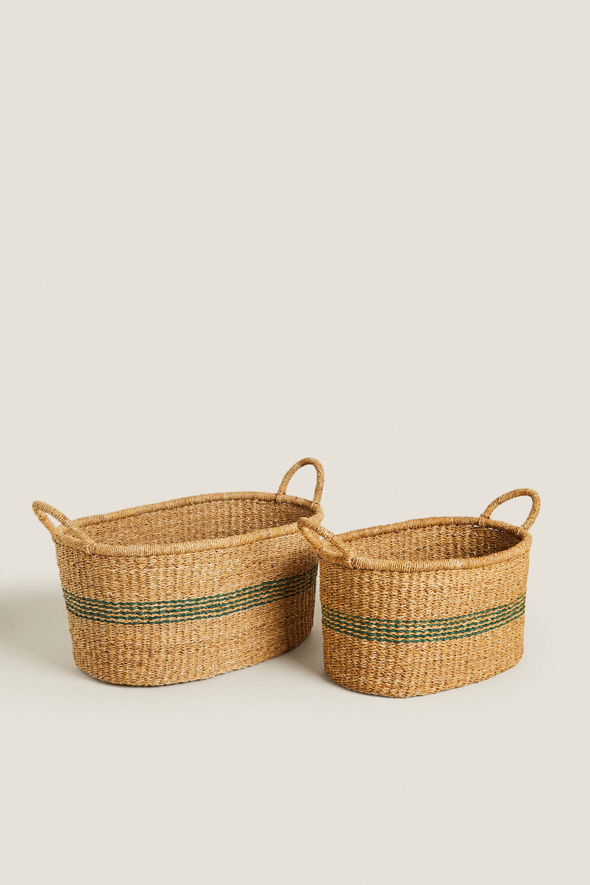 SEAGRASS BASKET WITH STRIPE
