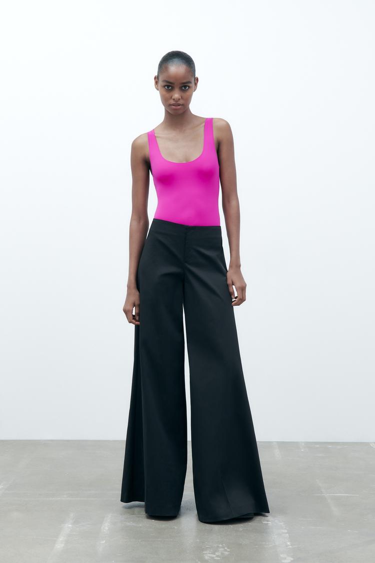 FITTED STRETCH BODYSUIT