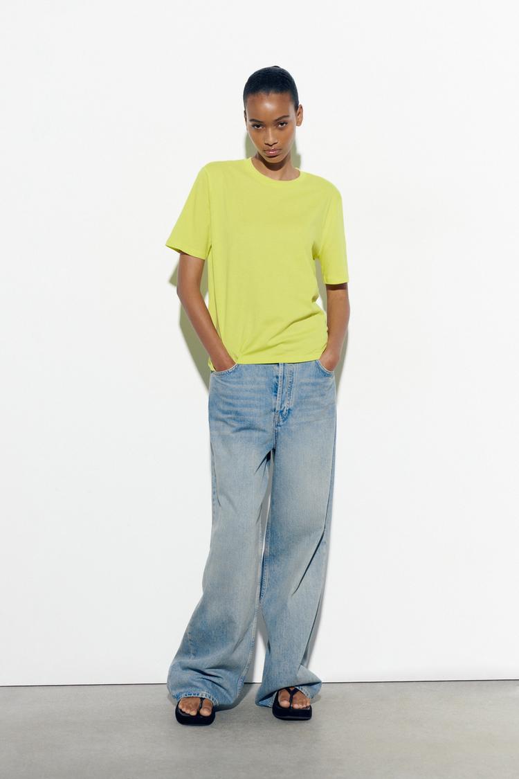 SHORT SLEEVE T-SHIRT