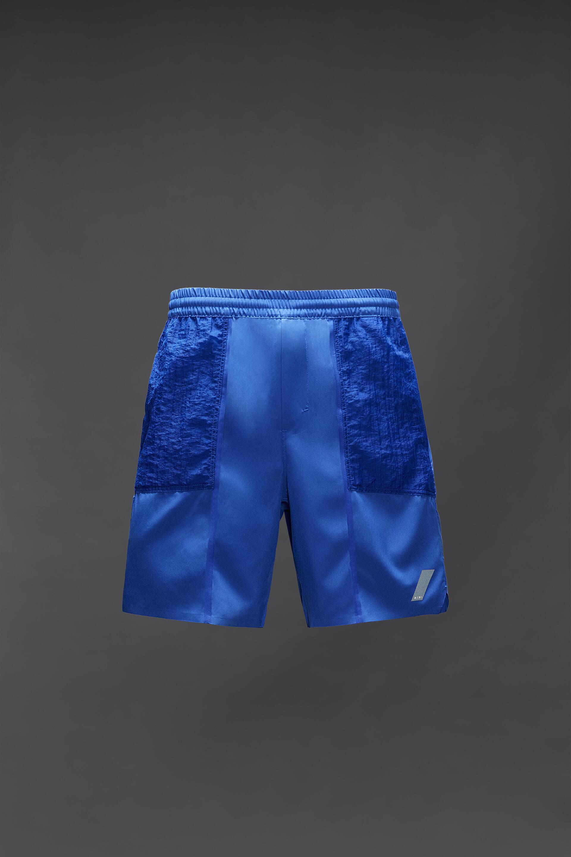 Zara CLIMBING TRAINING SHORTS Square One