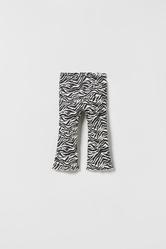 RIB BUKSE MED FLARE OG SEBRAMØNSTER Svart ZARA / Norway