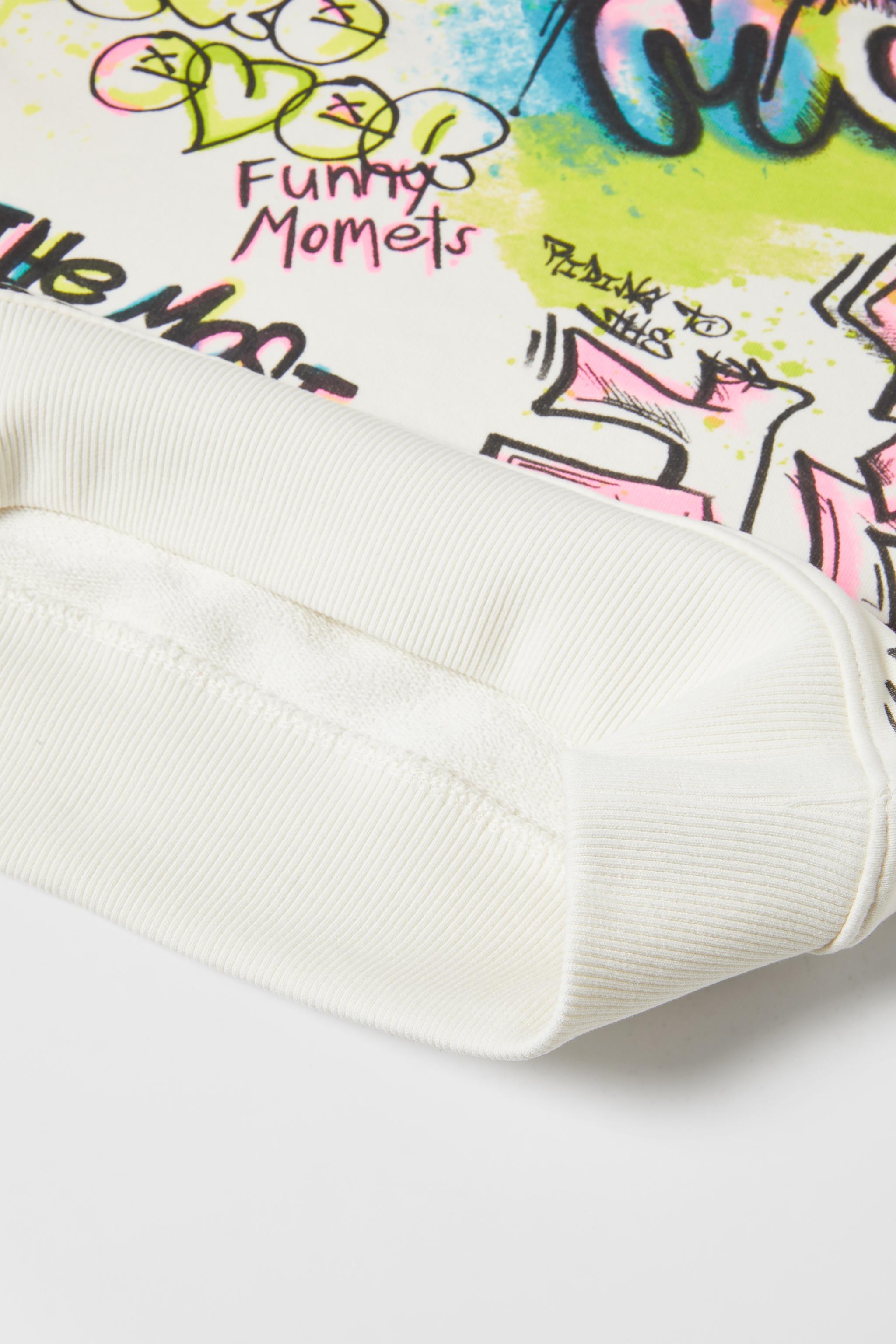 Zara GRAFFITI SWEATSHIRT Mall of America®