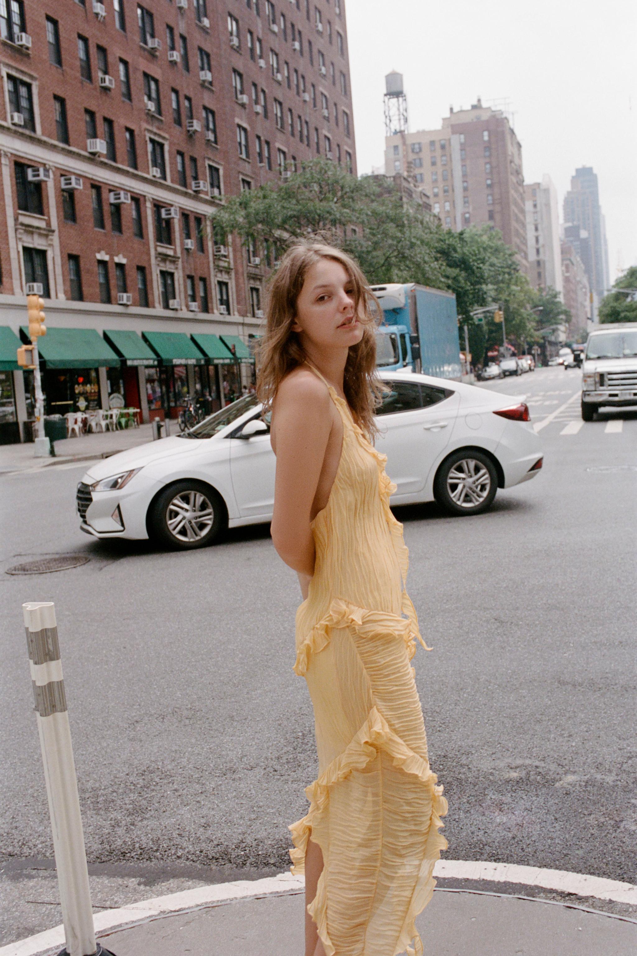 Zara RUFFLED PLEATED ASYMMETRIC DRESS | Yorkdale Mall
