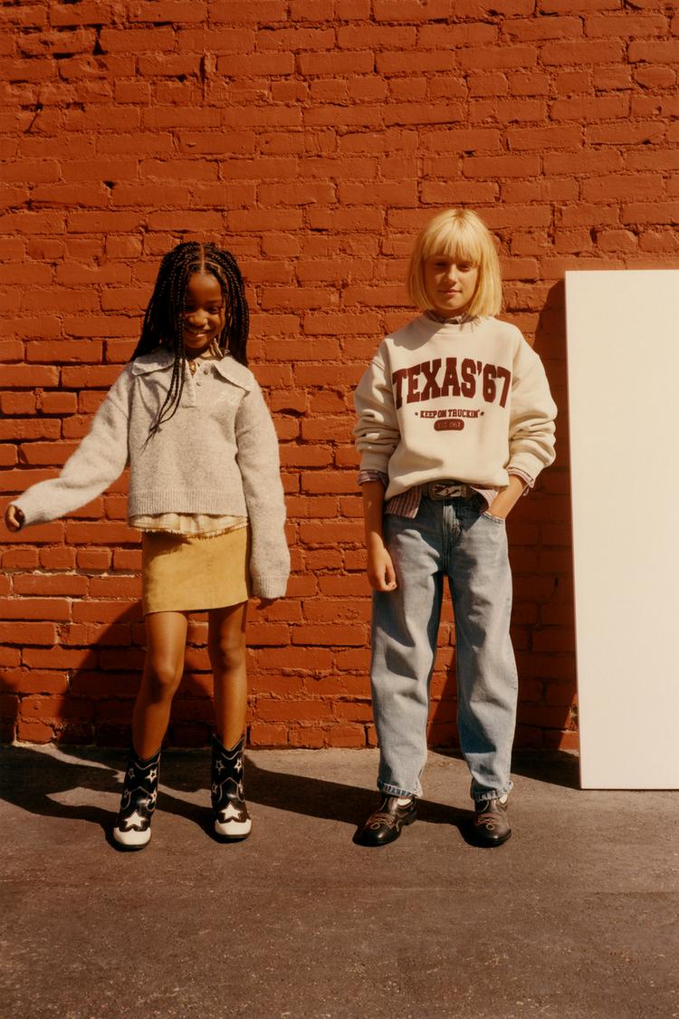 EMBROIDERED POLO SWEATER