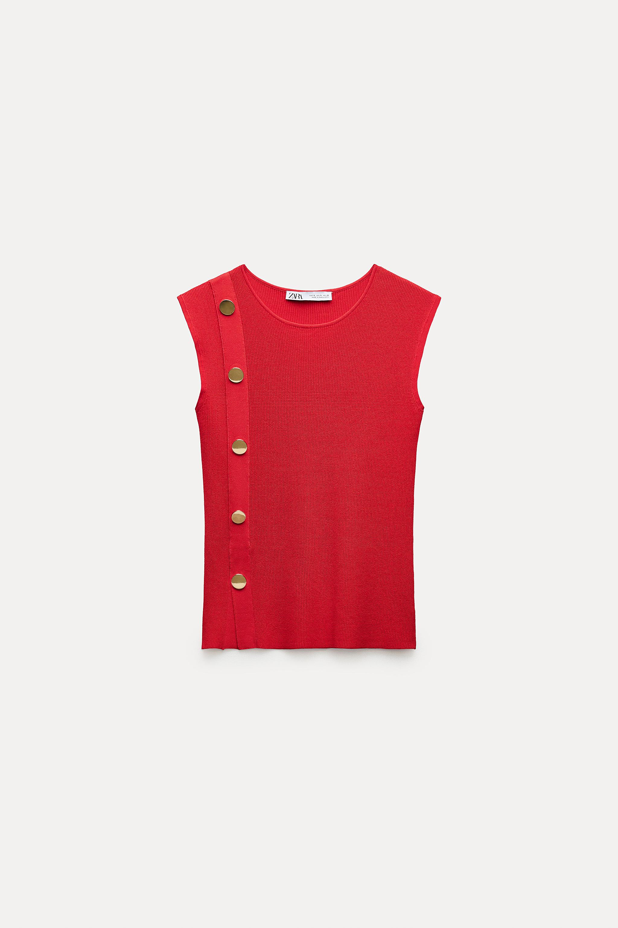 BASIC KNIT GOLD BUTTON TOP