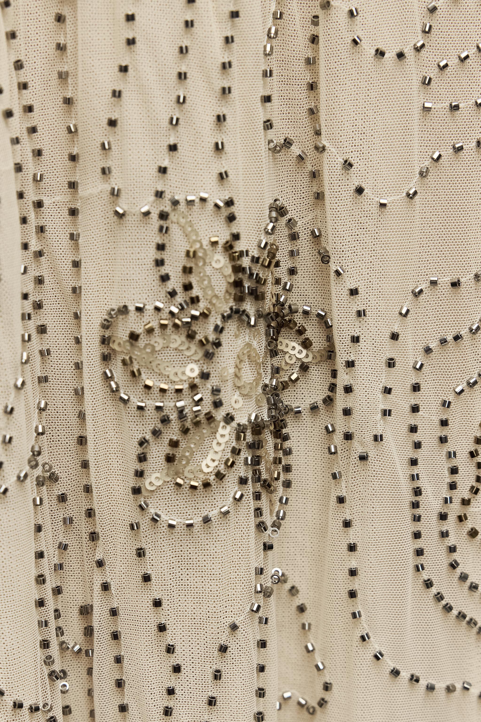 Zara BEADED TULLE SKIRT | Yorkdale Mall Zara BEADED TULLE SKIRT | Yorkdale Mall