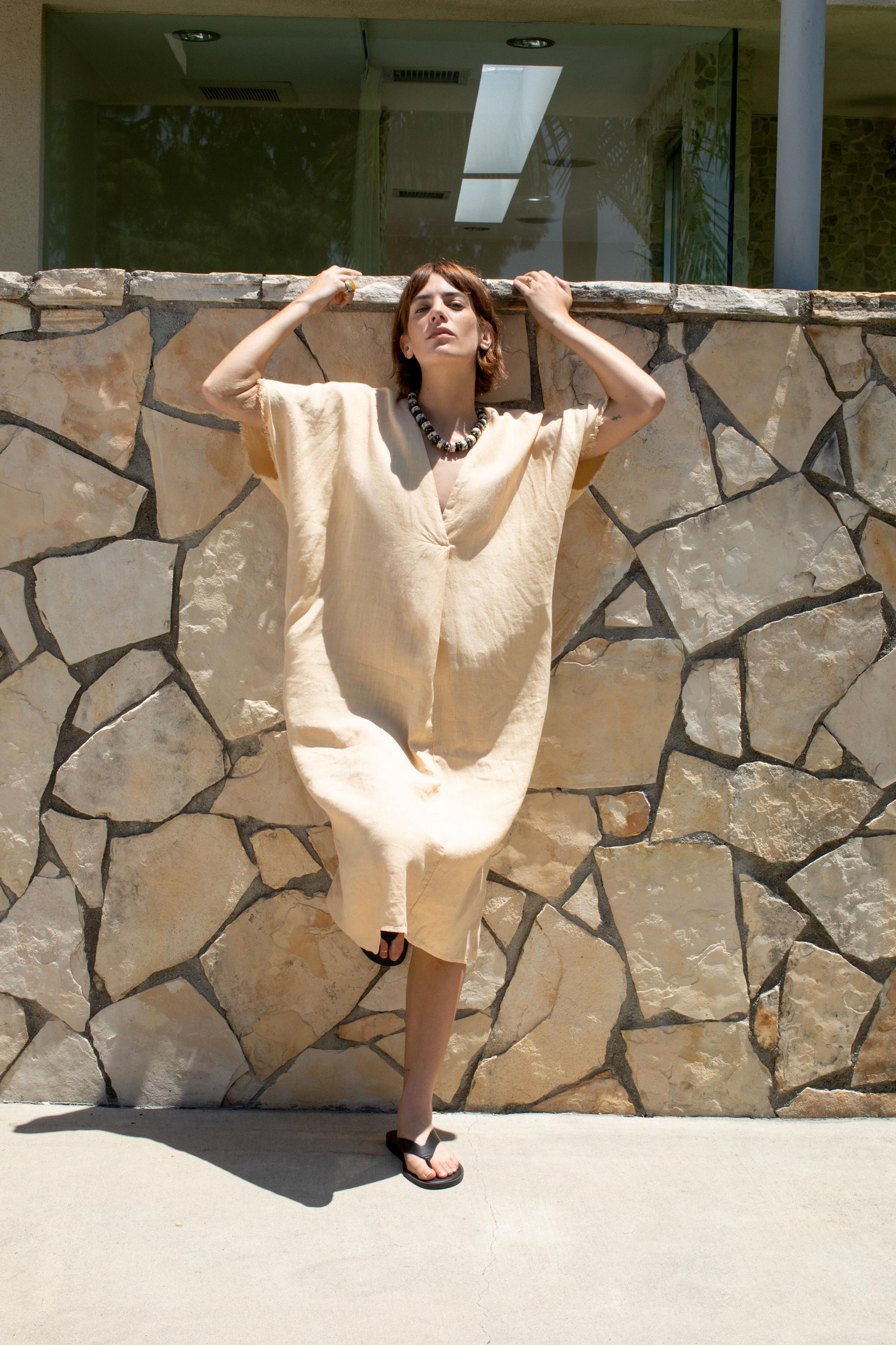 Compare PLEATED LINEN BLEND TUNIC DRESS ZW COLLECTION | Mall of America Compare PLEATED LINEN BLEND TUNIC DRESS ZW COLLECTION | Mall of America