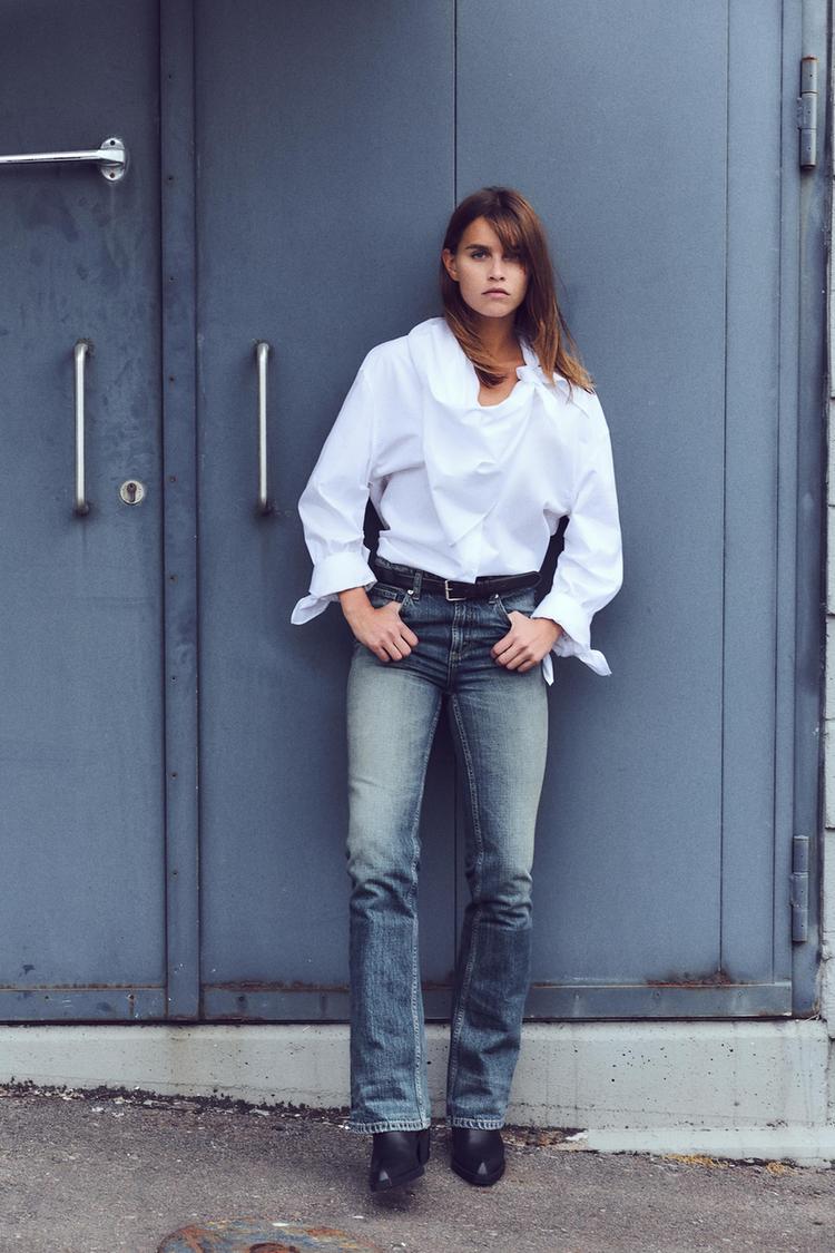 MID-RISE TRF BOOTCUT JEANS