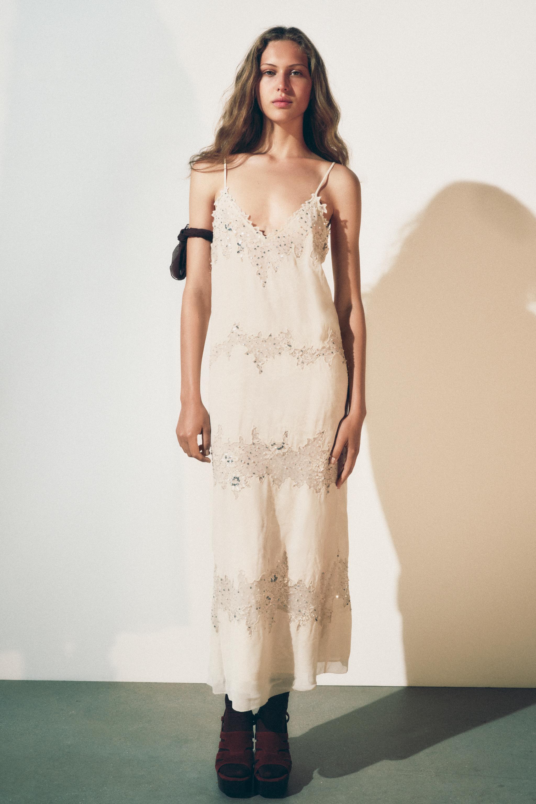 Compare LINEN MIDI DRESS ZW COLLECTION | Mall of America Compare LINEN MIDI DRESS ZW COLLECTION | Mall of America