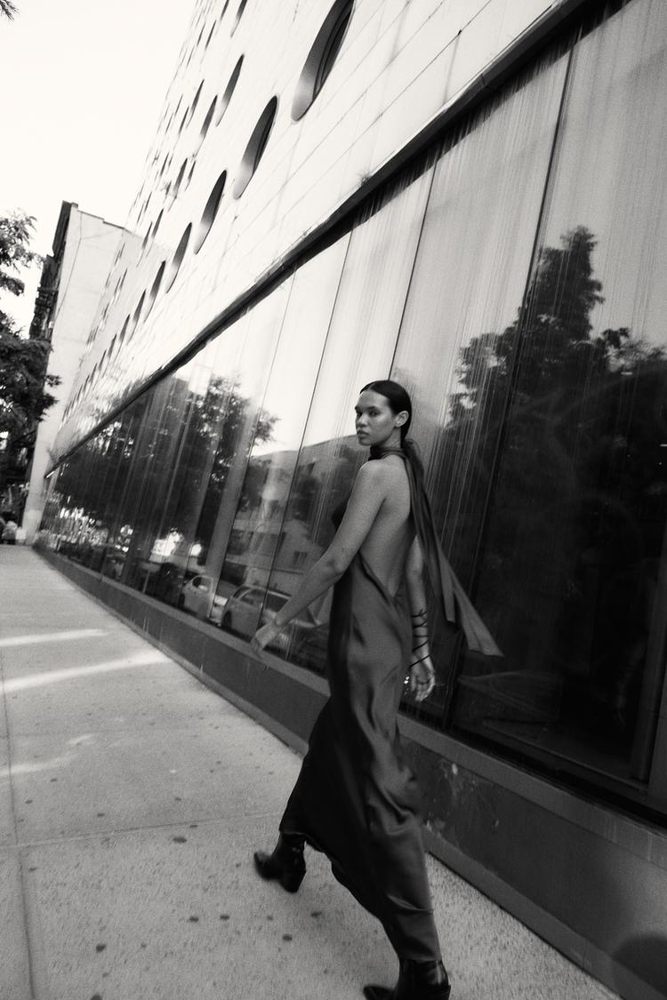 SATIN EFFECT HALTER NECK LONG DRESS