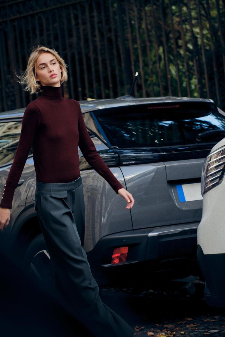 BASIC KNIT SWEATER