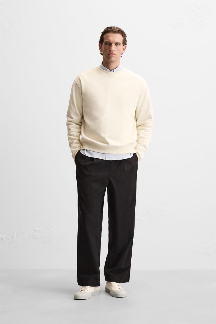 CREW NECK SWEATSHIRT