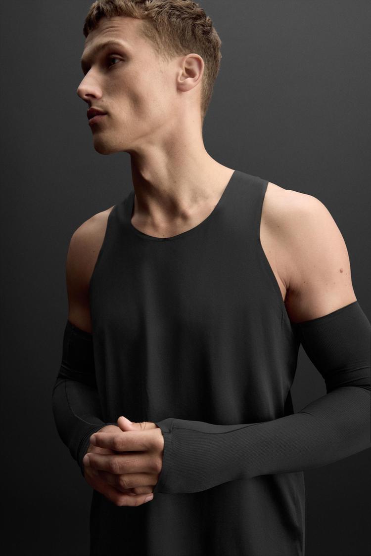 RUNNING SLEEVES - Zara product image