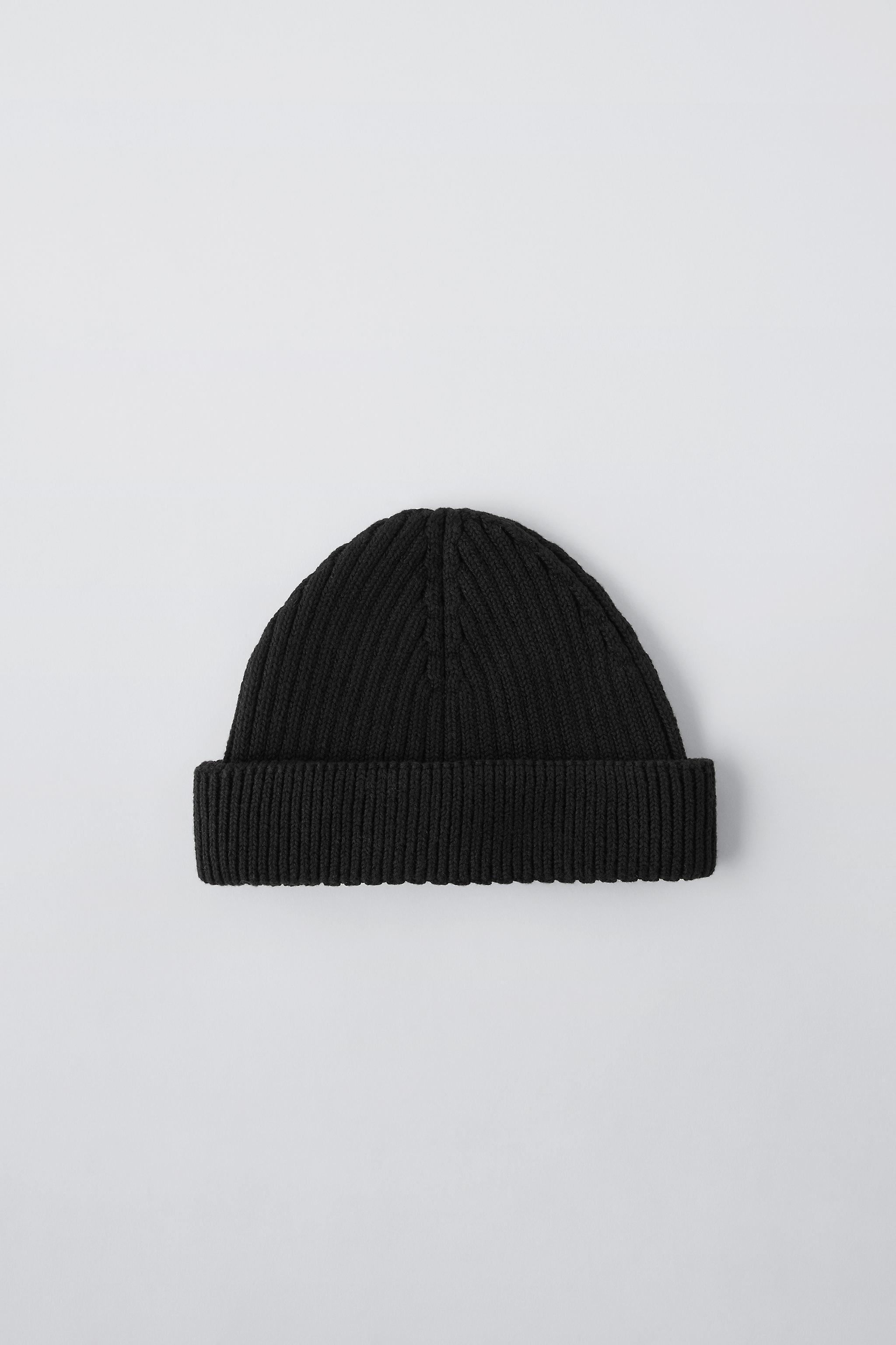 SHORT KNIT HAT