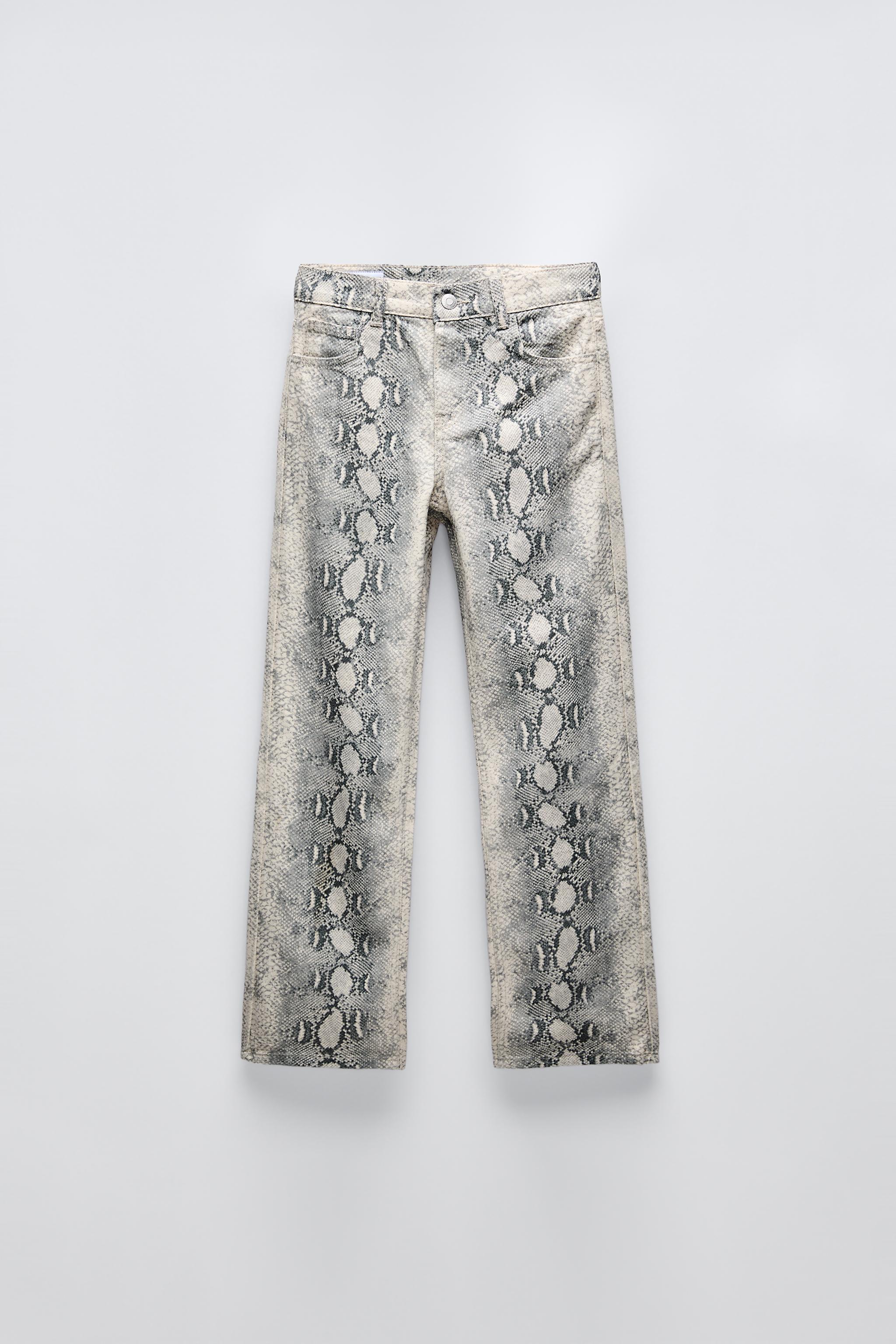 Zara ANIMAL PRINT DETAIL STRAIGHT LEG JEANS | Yorkdale Mall Zara ANIMAL PRINT DETAIL STRAIGHT LEG JEANS | Yorkdale Mall