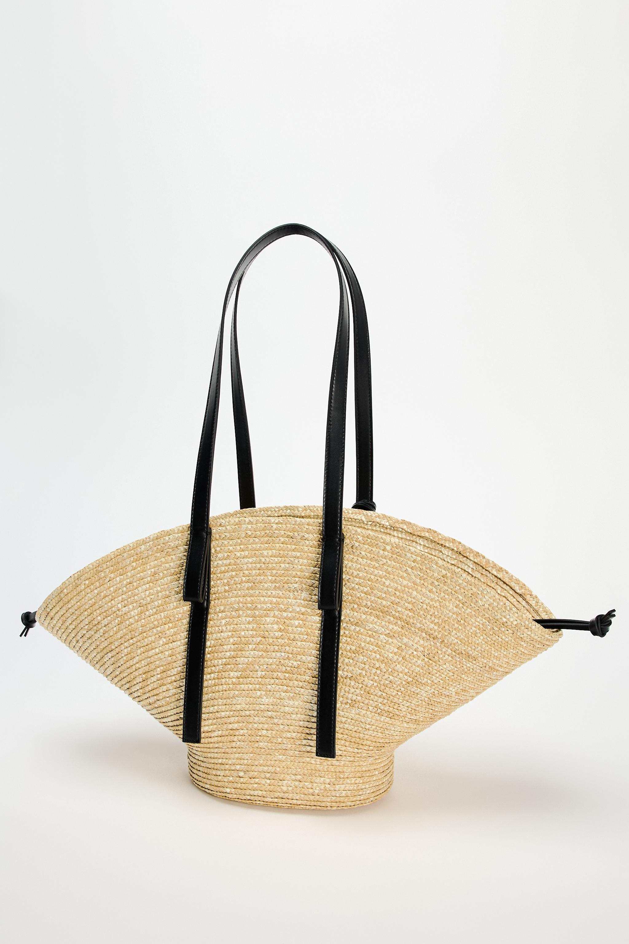 Zara BASKET SHOULDER BAG WITH FLOWER | Square One