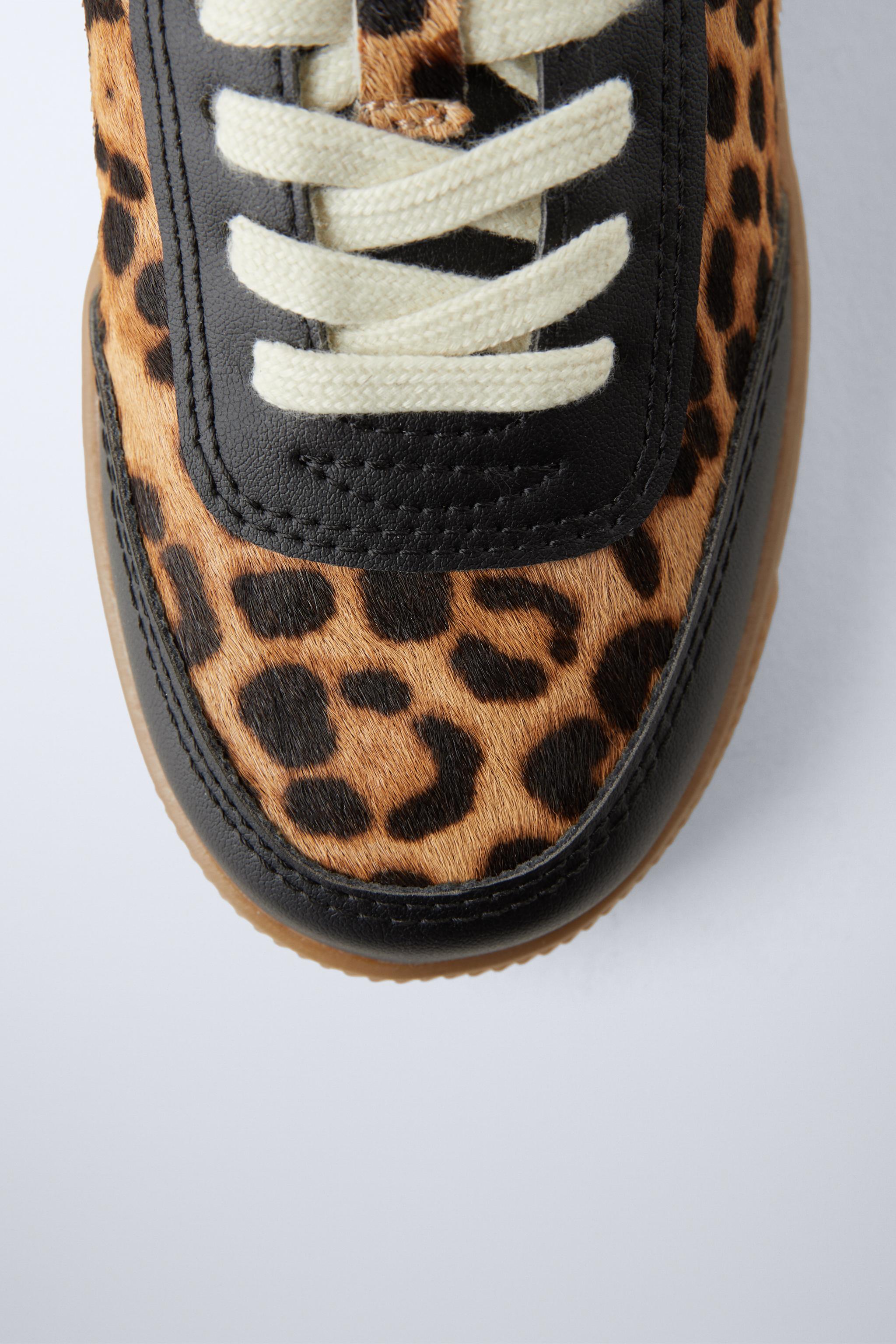 靴 zara animal print leather trainers Zara ANIMAL PRINT SNEAKERS | Yorkdale Mall