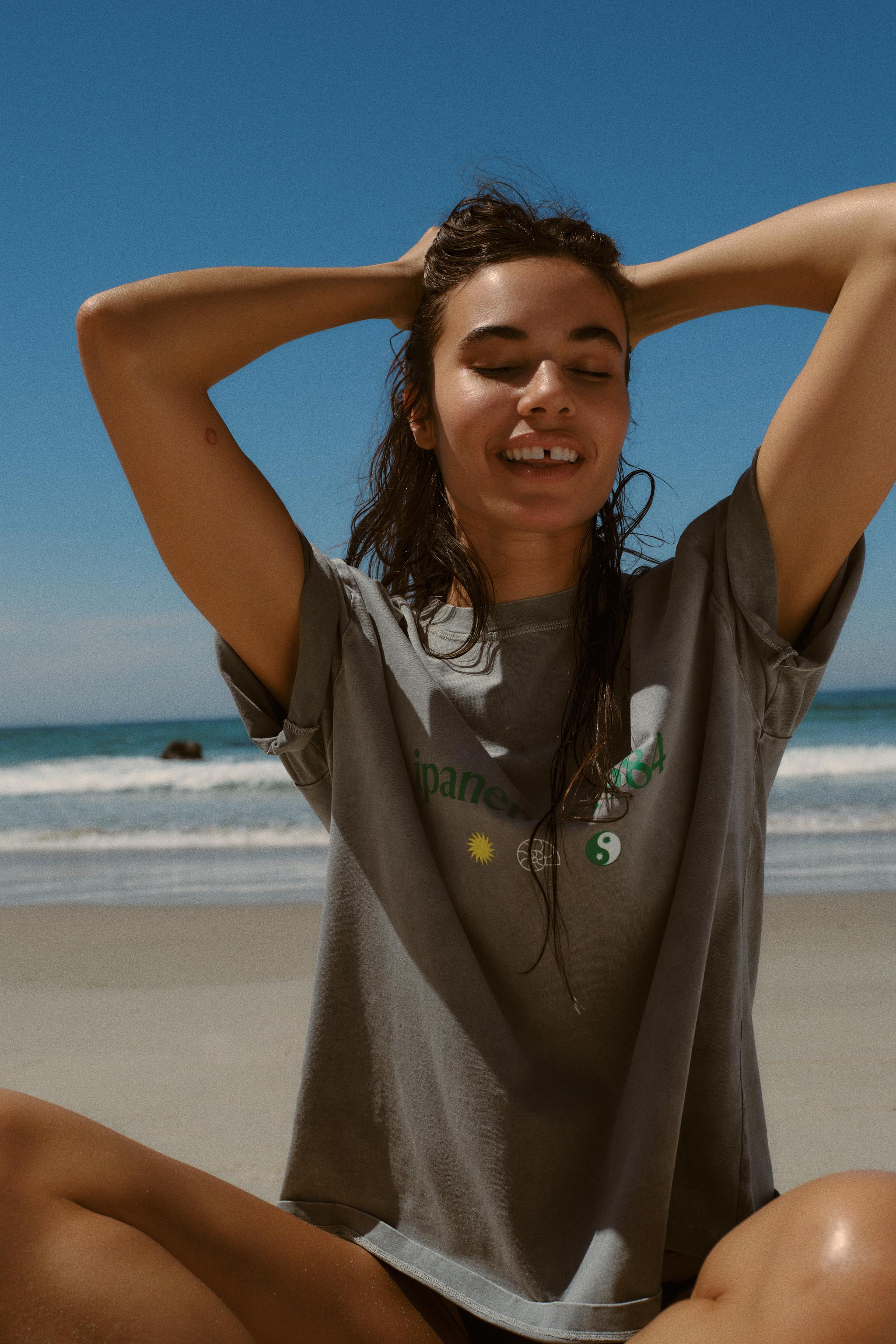 Zara WASHED EFFECT T-SHIRT WITH SLOGAN | Mall of America®