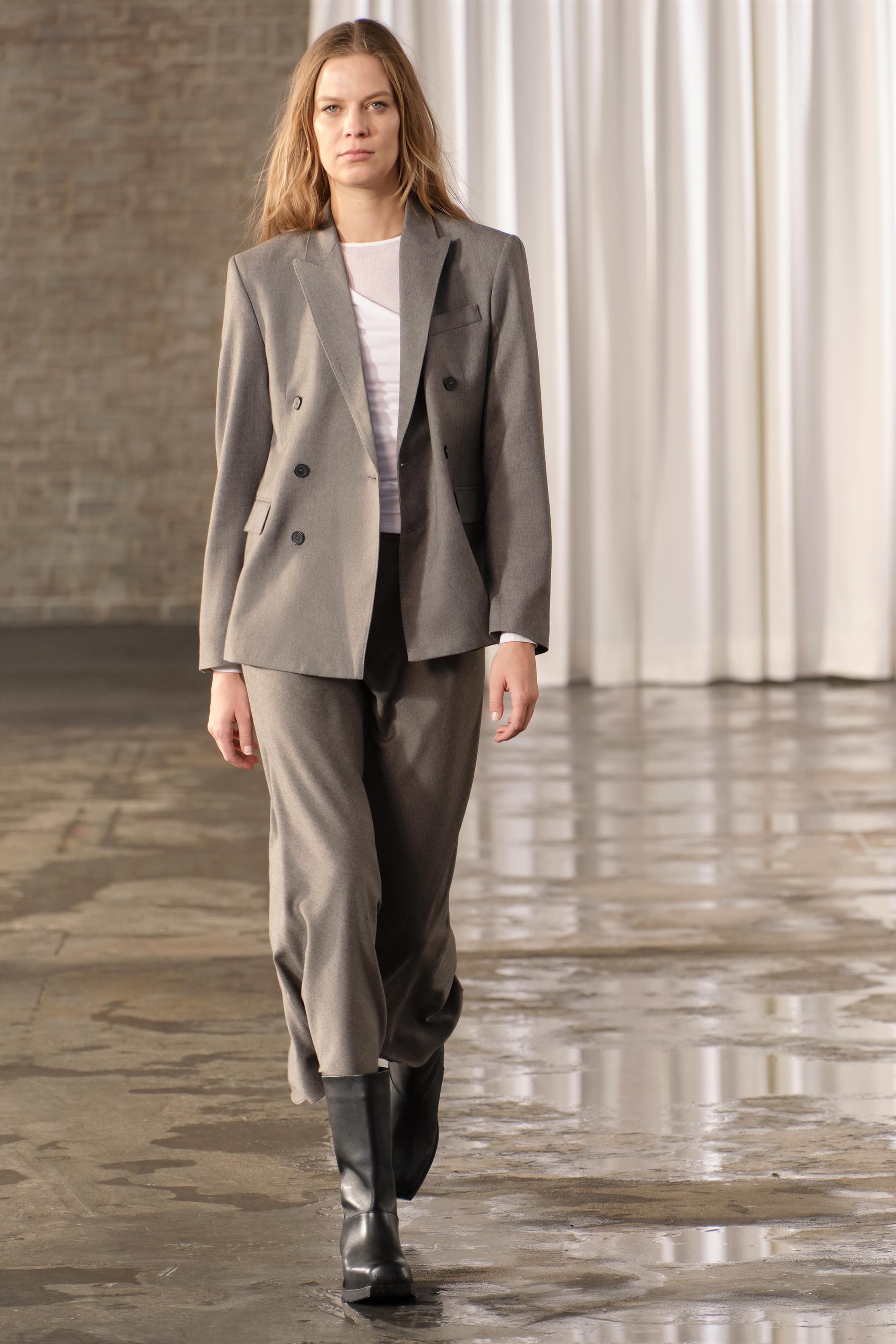 DOUBLE BREASTED WOOL BLAZER ZW COLLECTION