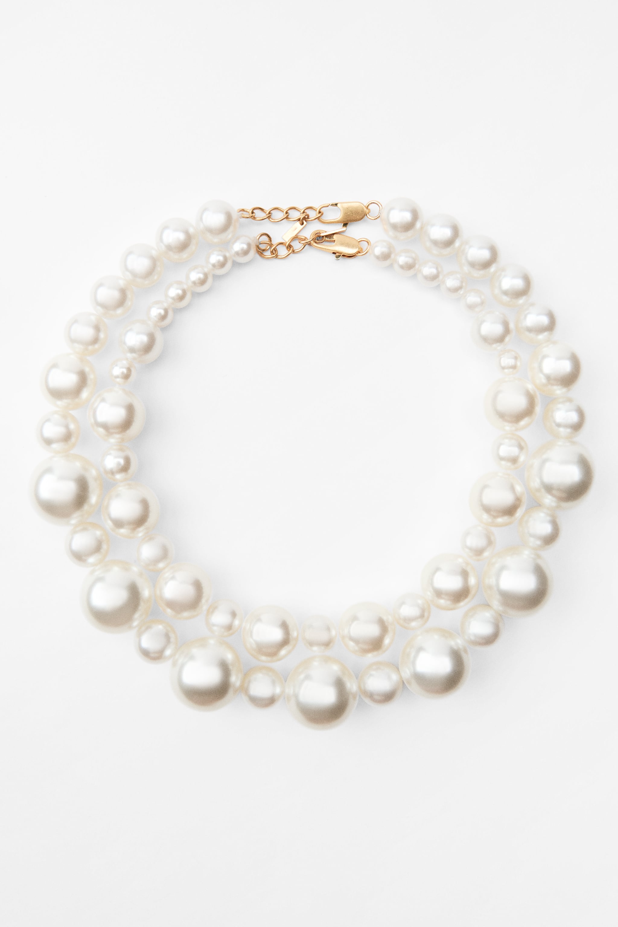 PACK OF PEARL NECKLACES