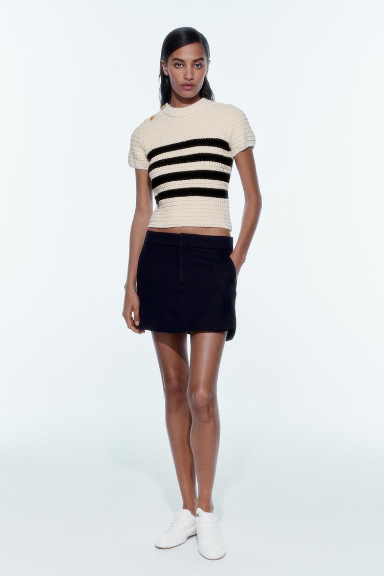 STRIPED KNIT SWEATER