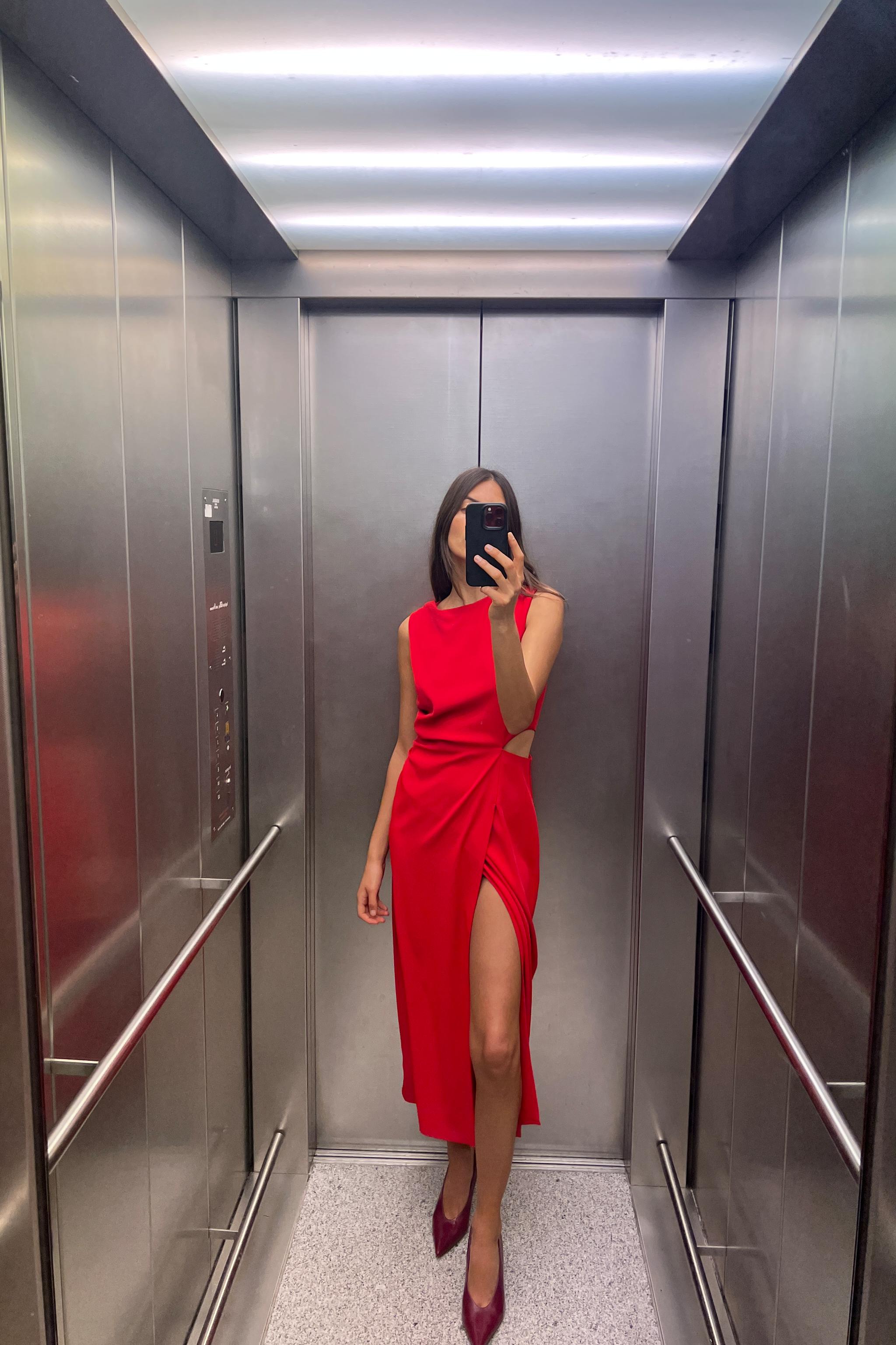 CUT OUT RUCHED DRESS