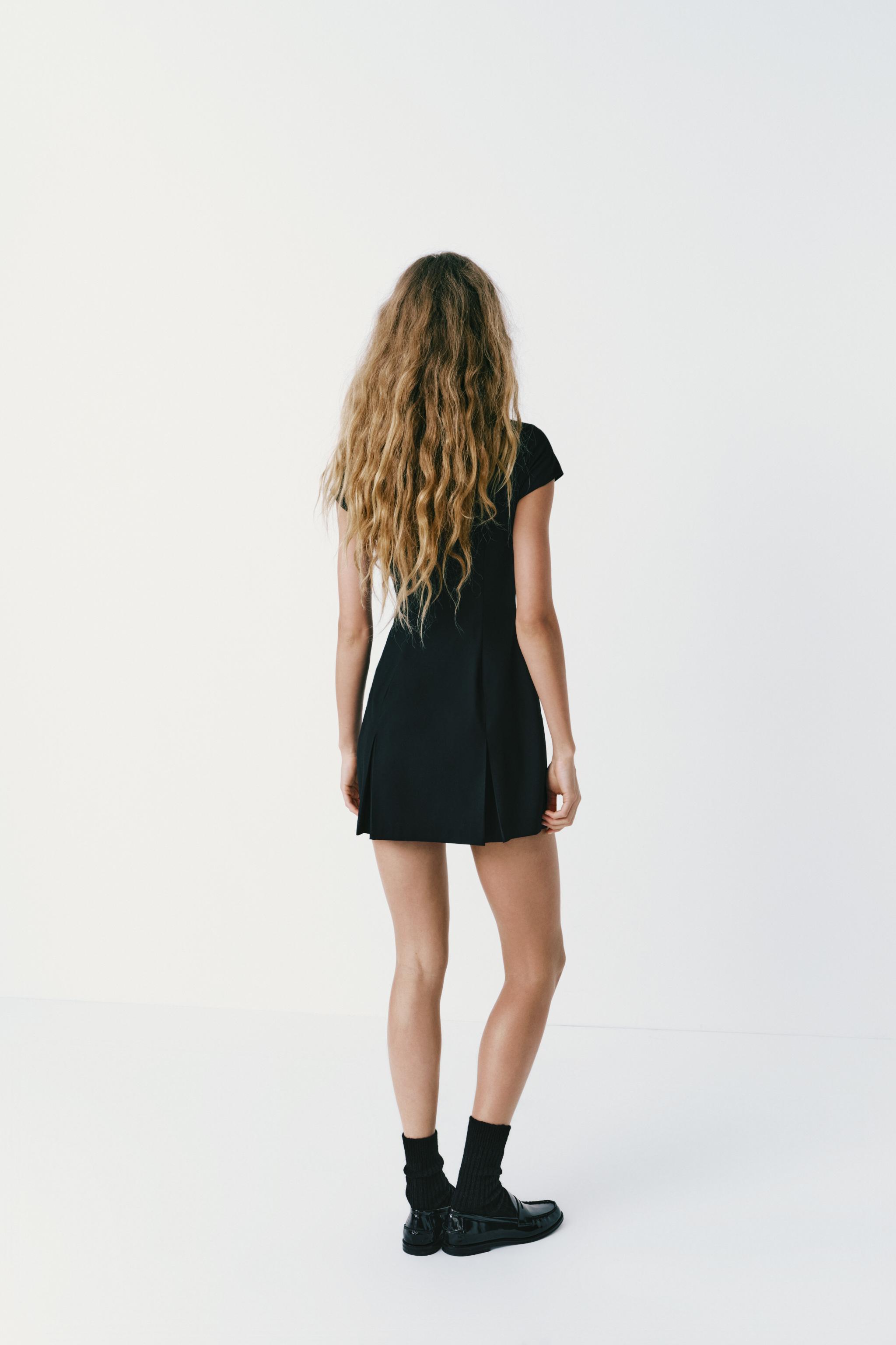 Compare SHORT PLEATED DRESS | Bayshore Shopping Centre Compare SHORT PLEATED DRESS | Bayshore Shopping Centre
