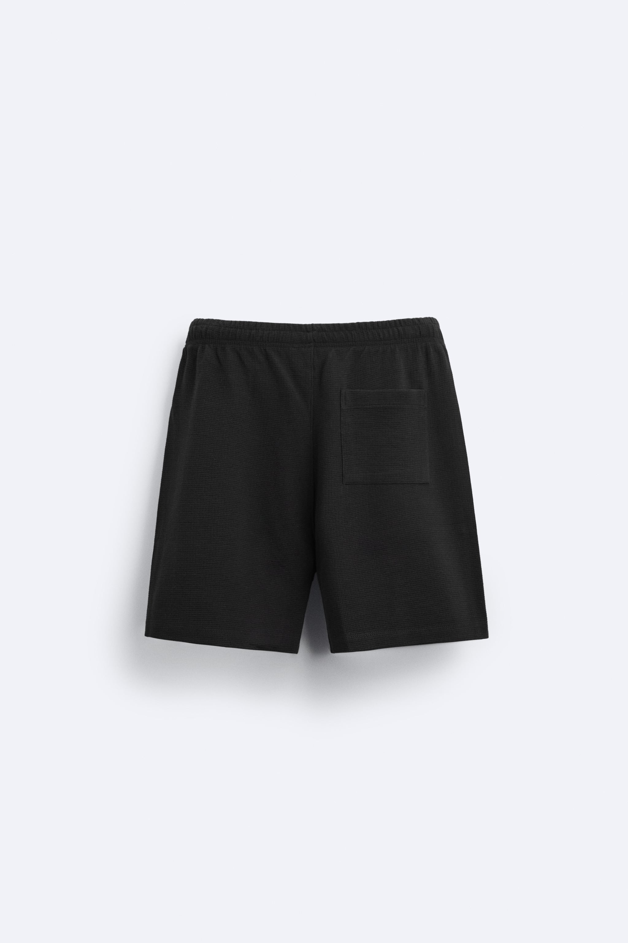 TEXTURED WEAVE SHORTS WITH LABEL