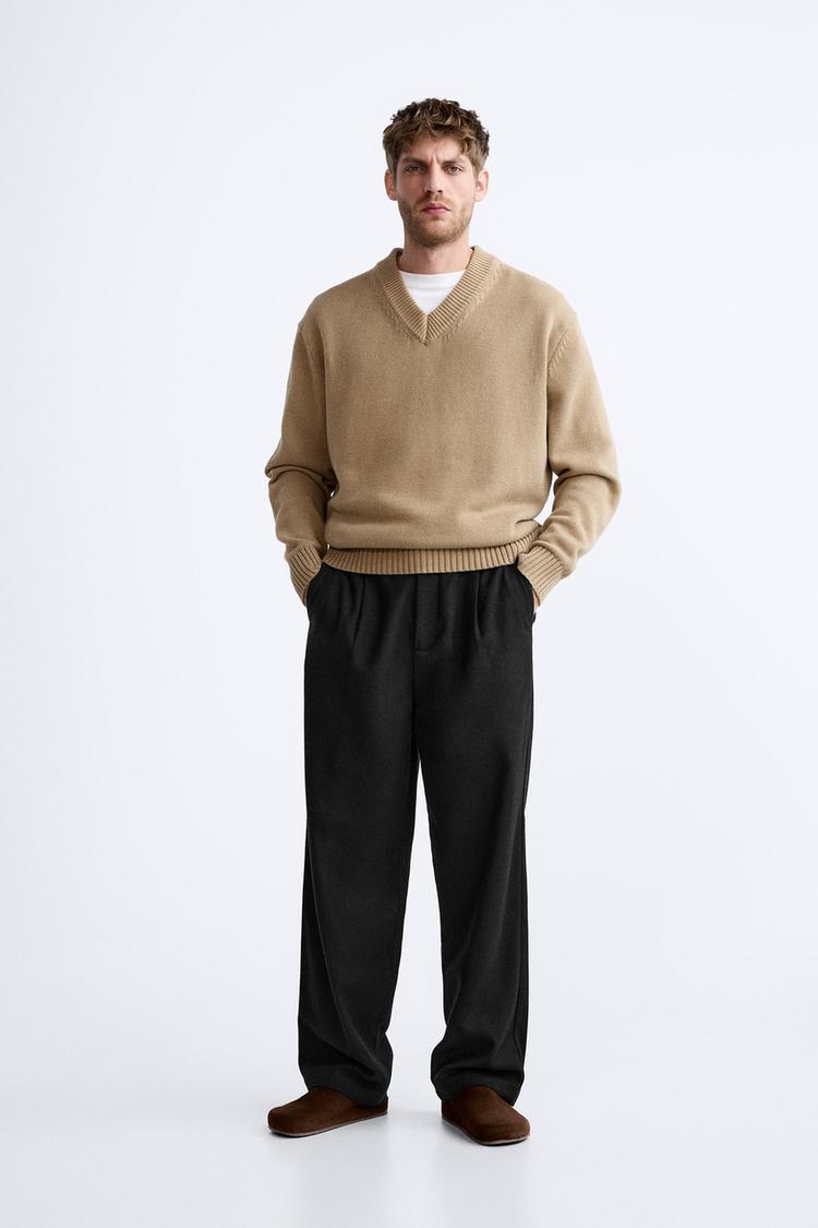 TEXTURED PANTS