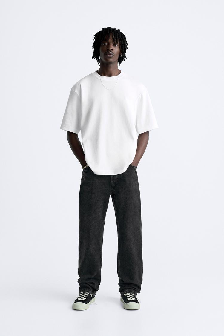 STRAIGHT FIT JEANS