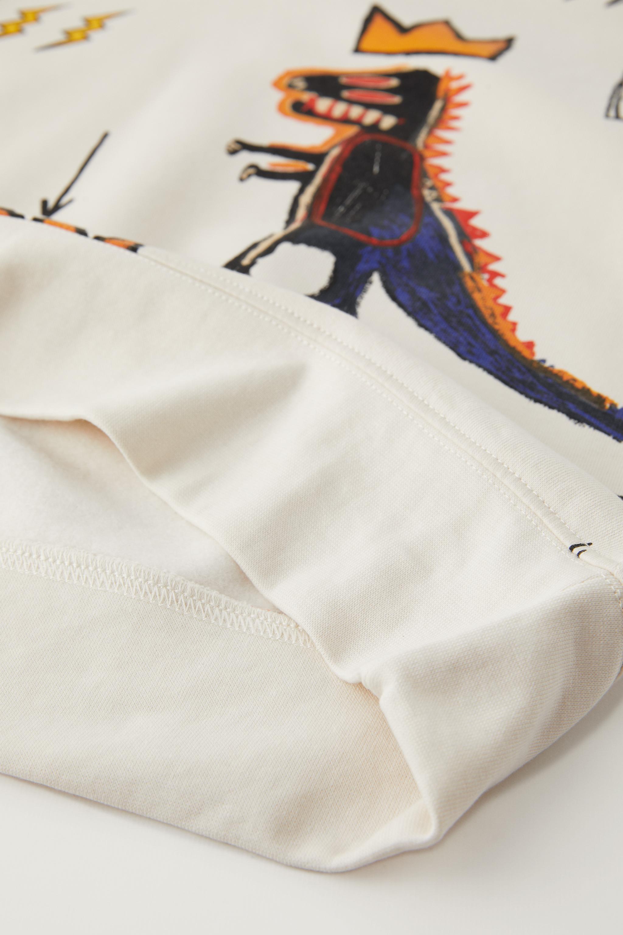 Zara HOODIE SWEATSHIRT JEAN-MICHEL BASQUIAT ™ | Mall of America® Zara HOODIE SWEATSHIRT JEAN-MICHEL BASQUIAT ™ | Mall of America®