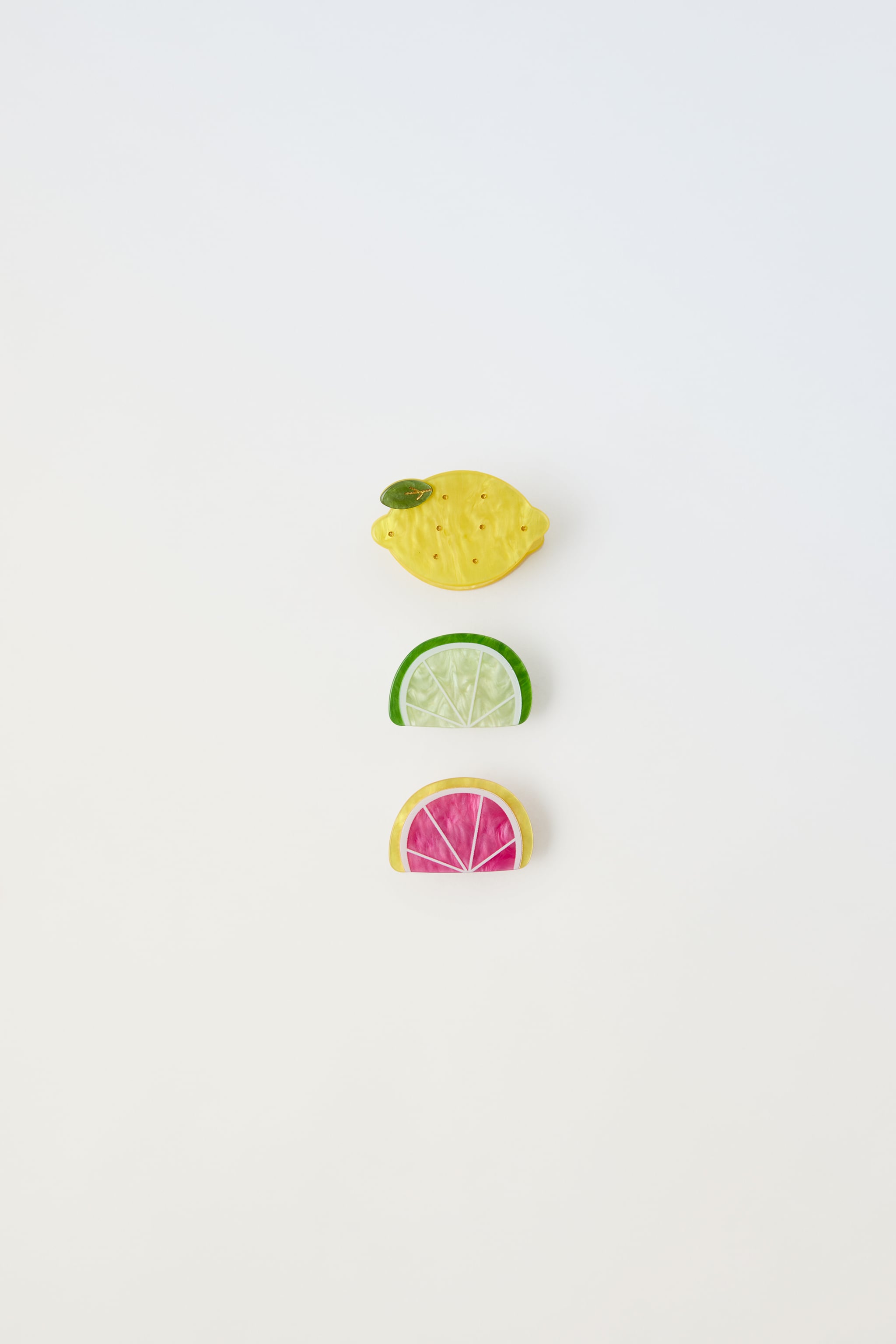 THREE-PACK OF FRUIT CLIPS