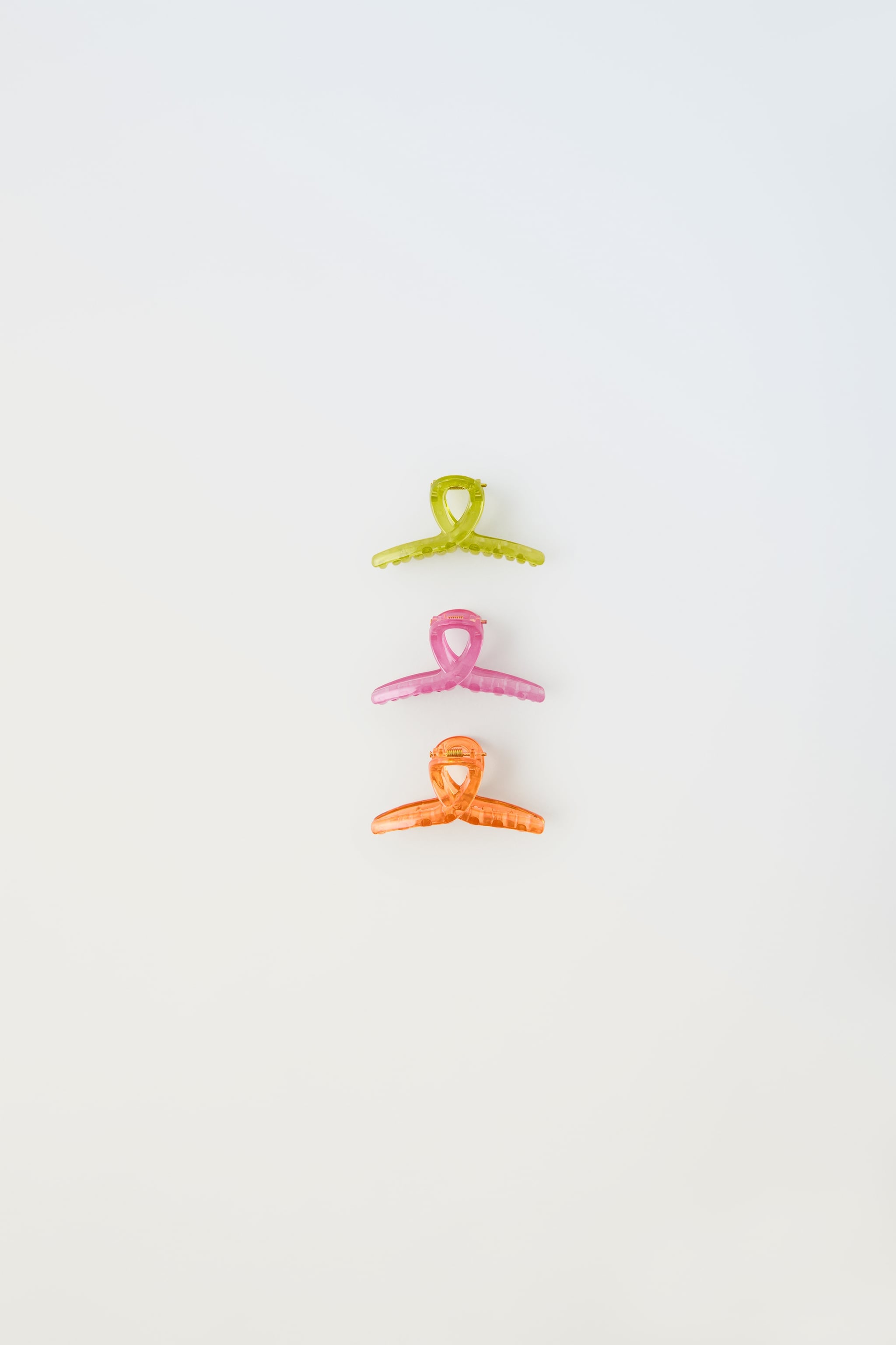 THREE-PACK OF URBAN CLIPS