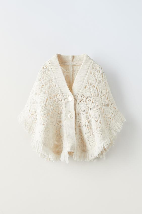 KNIT CAPE WITH BUTTONS Ecru ZARA