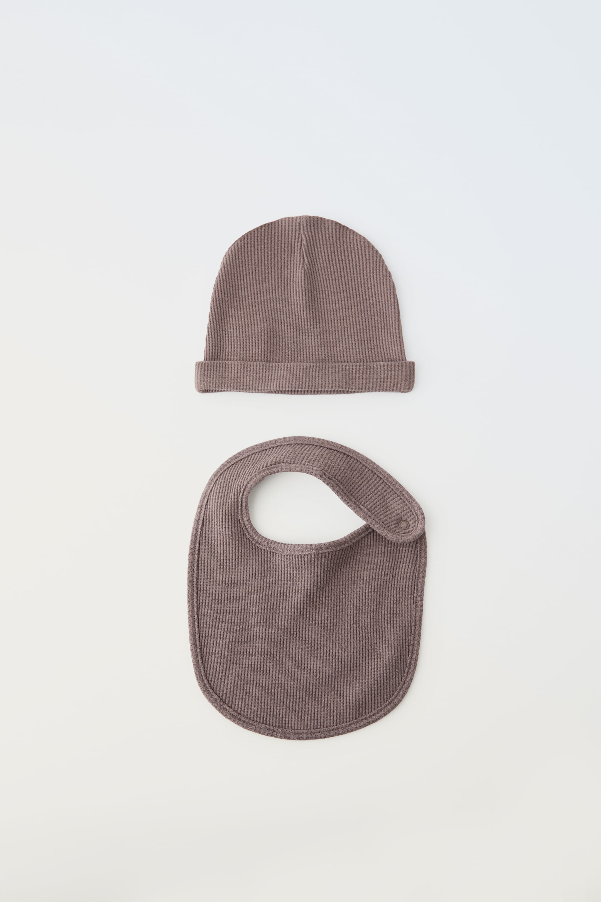 WAFFLE WEAVE BIB AND HAT PACK