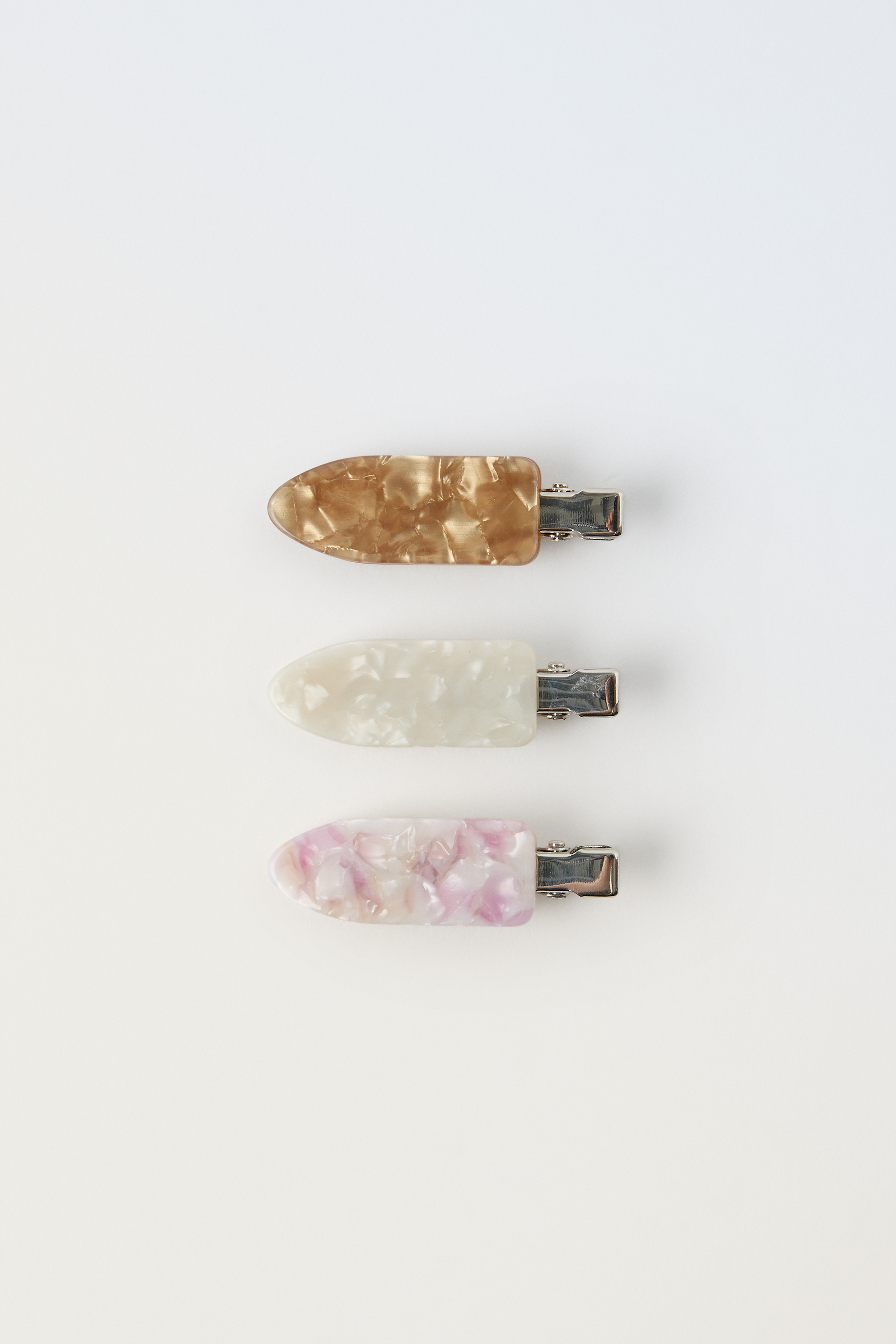 THREE-PACK OF PEARLY CLIPS