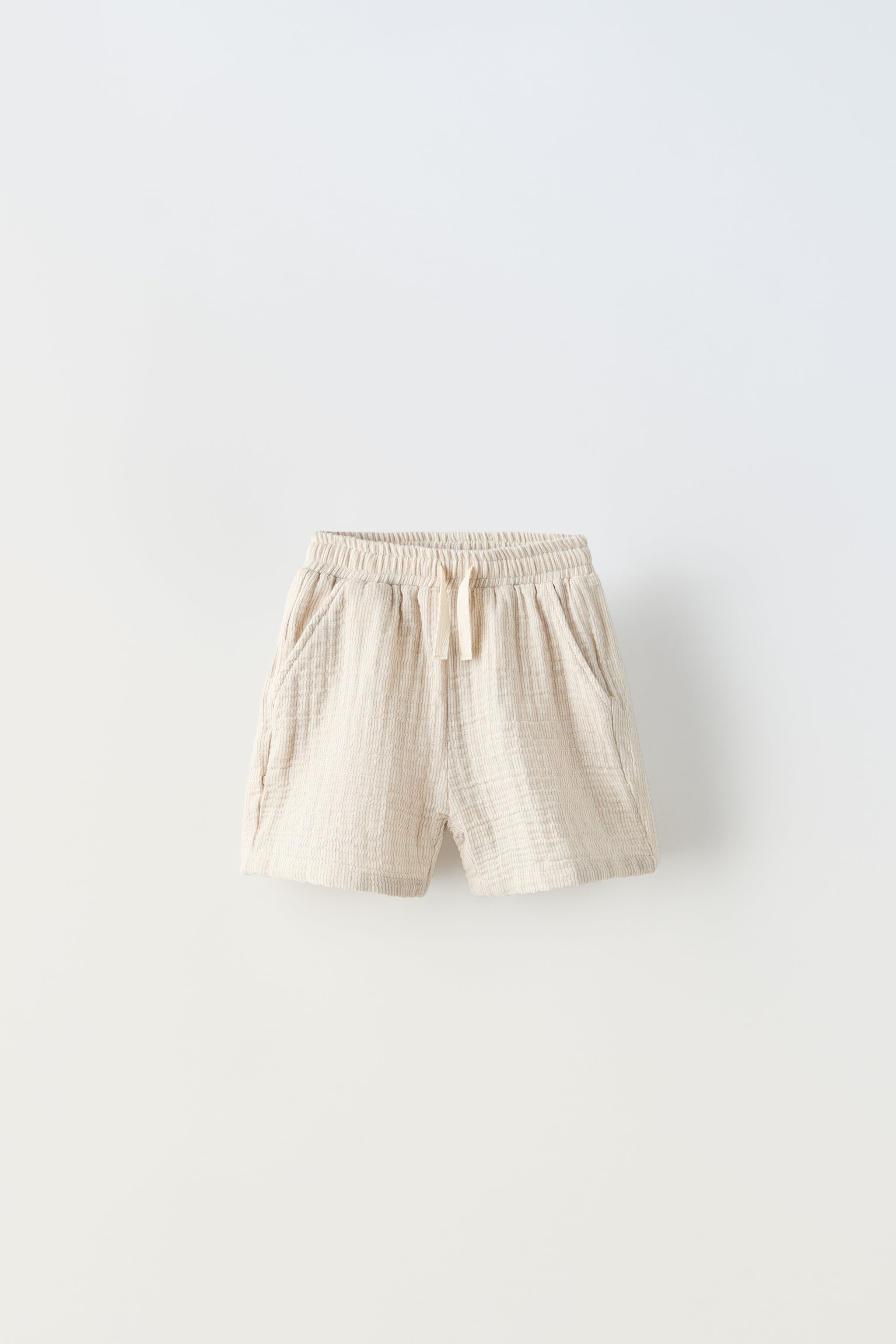 STRIPED TEXTURED SHORTS