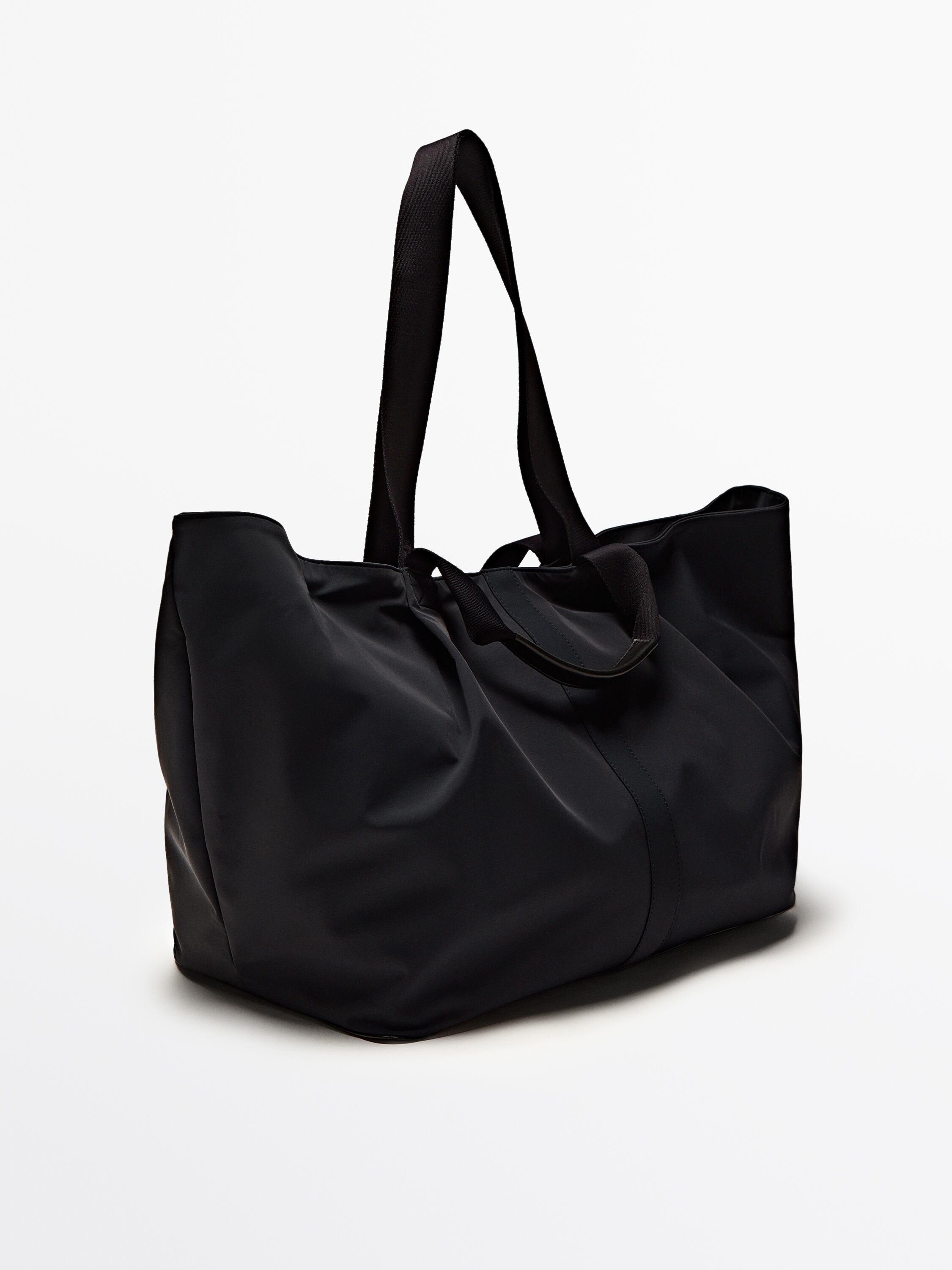 Shopper bag with leather trims
