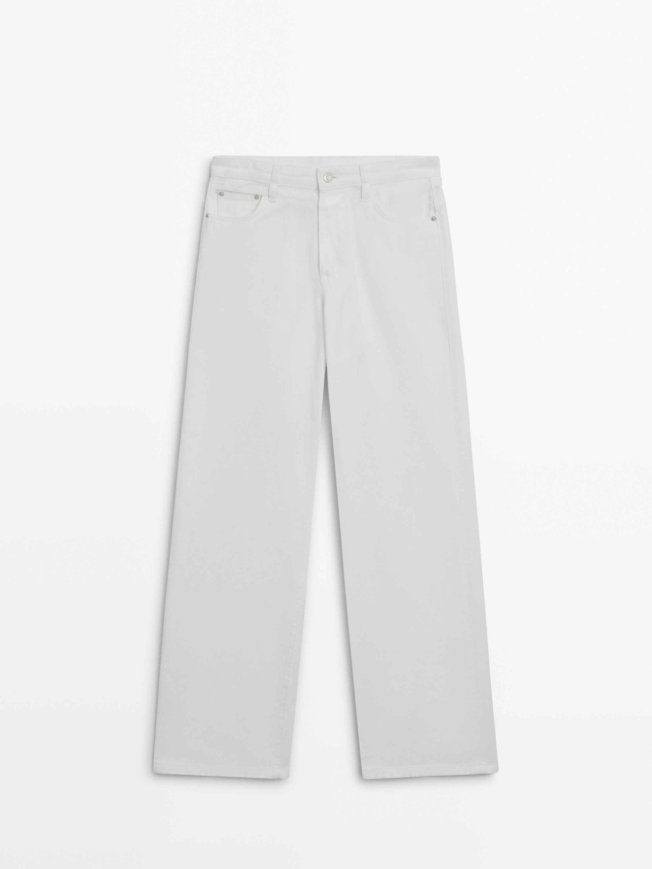 Relaxed-fit high-waist jeans