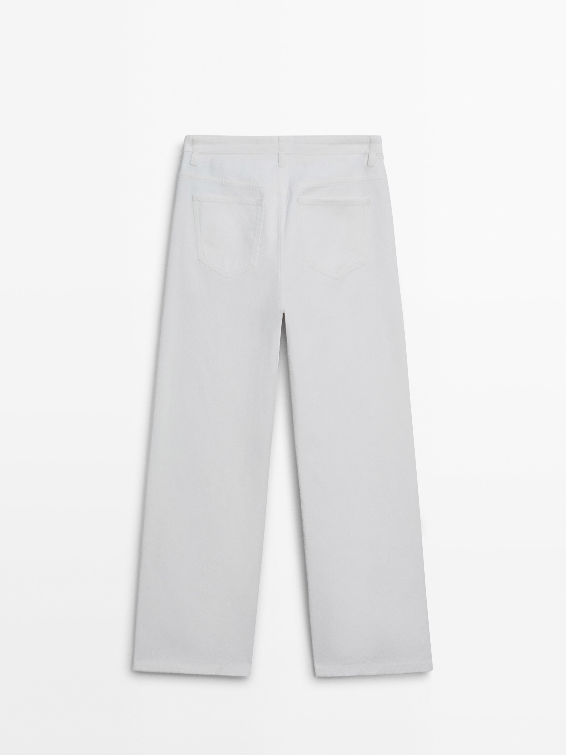 Relaxed-fit high-waist jeans