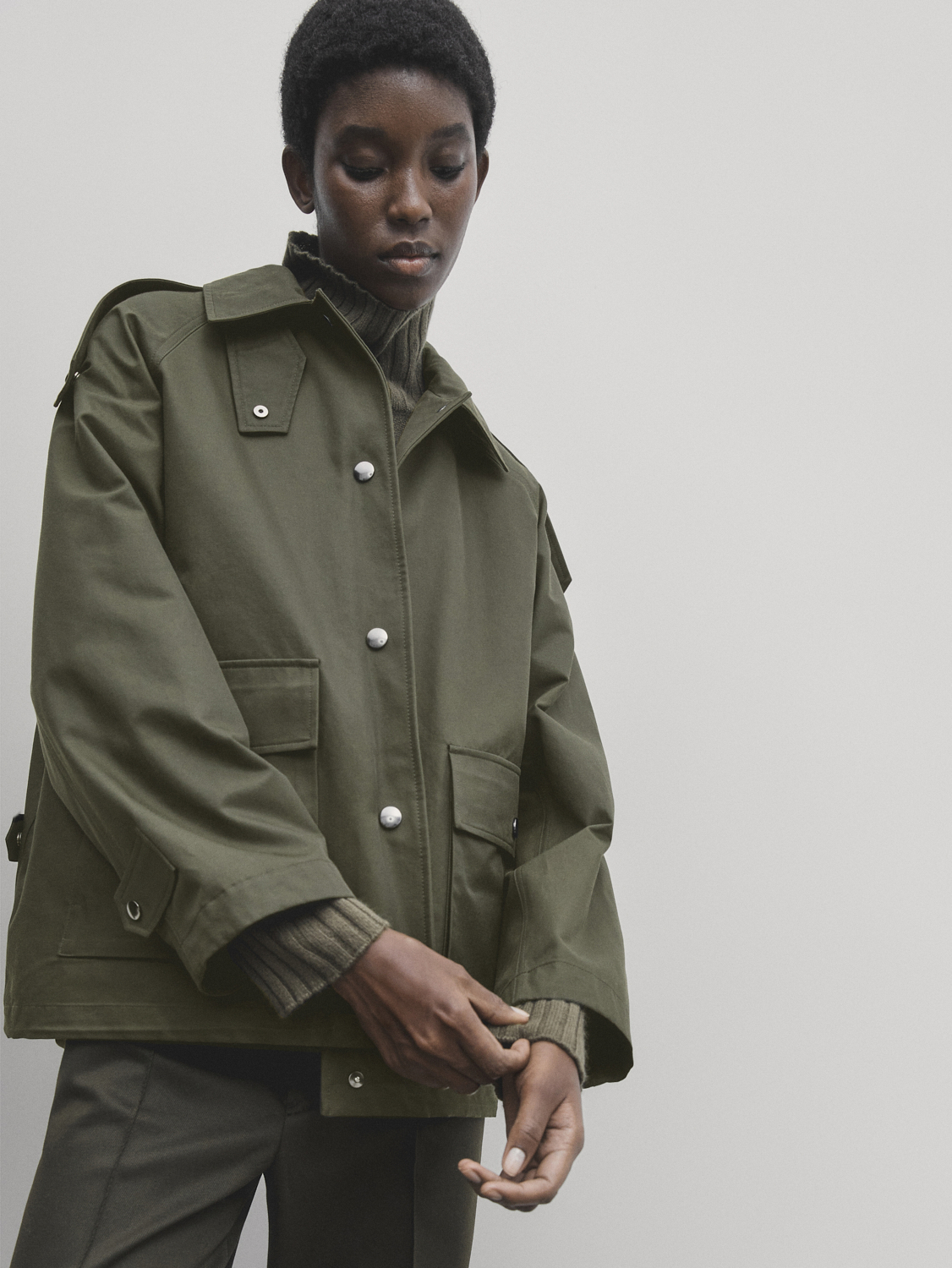 Cropped parka with detachable interior