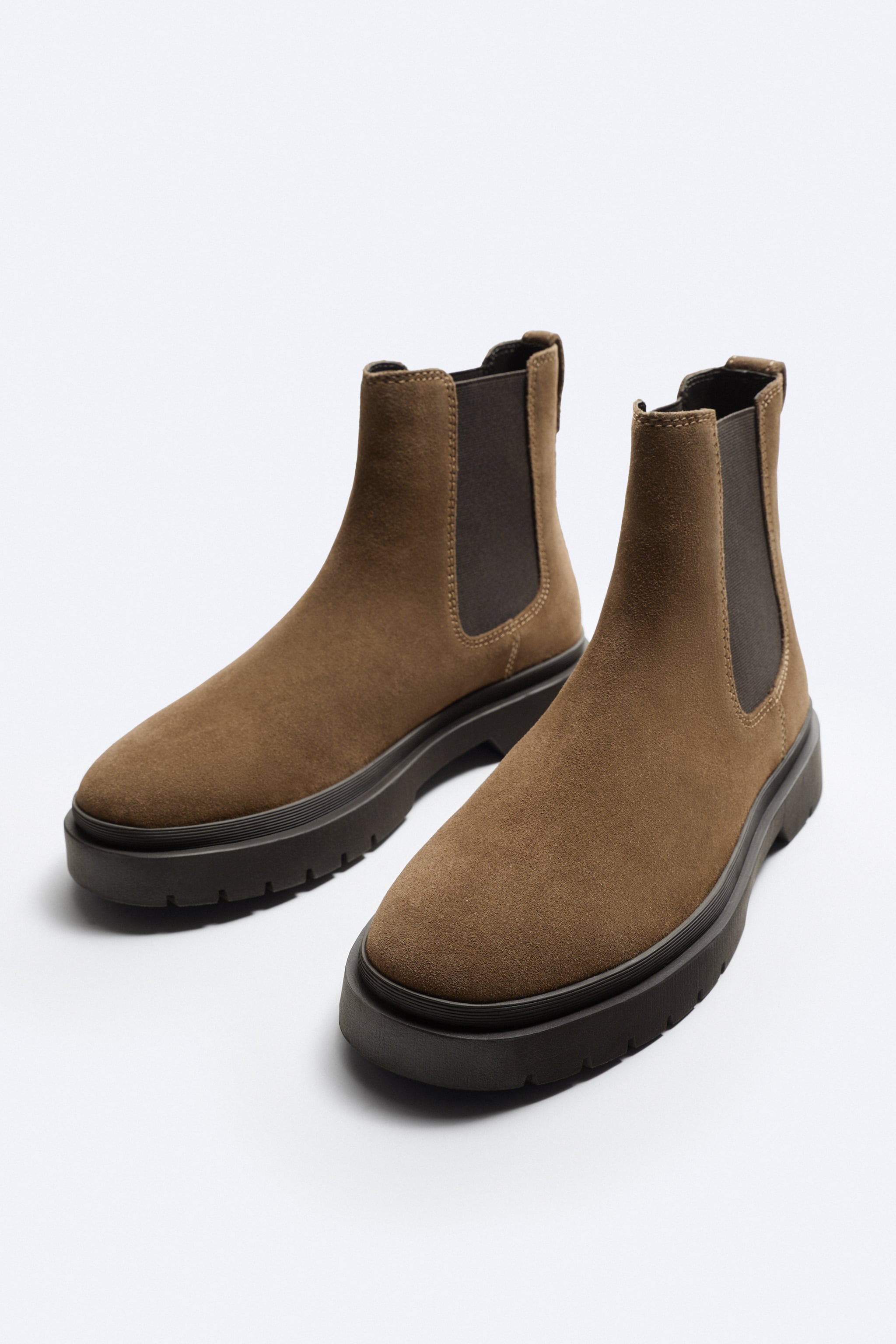 LUG SOLE SUEDE CHELSEA BOOTS
